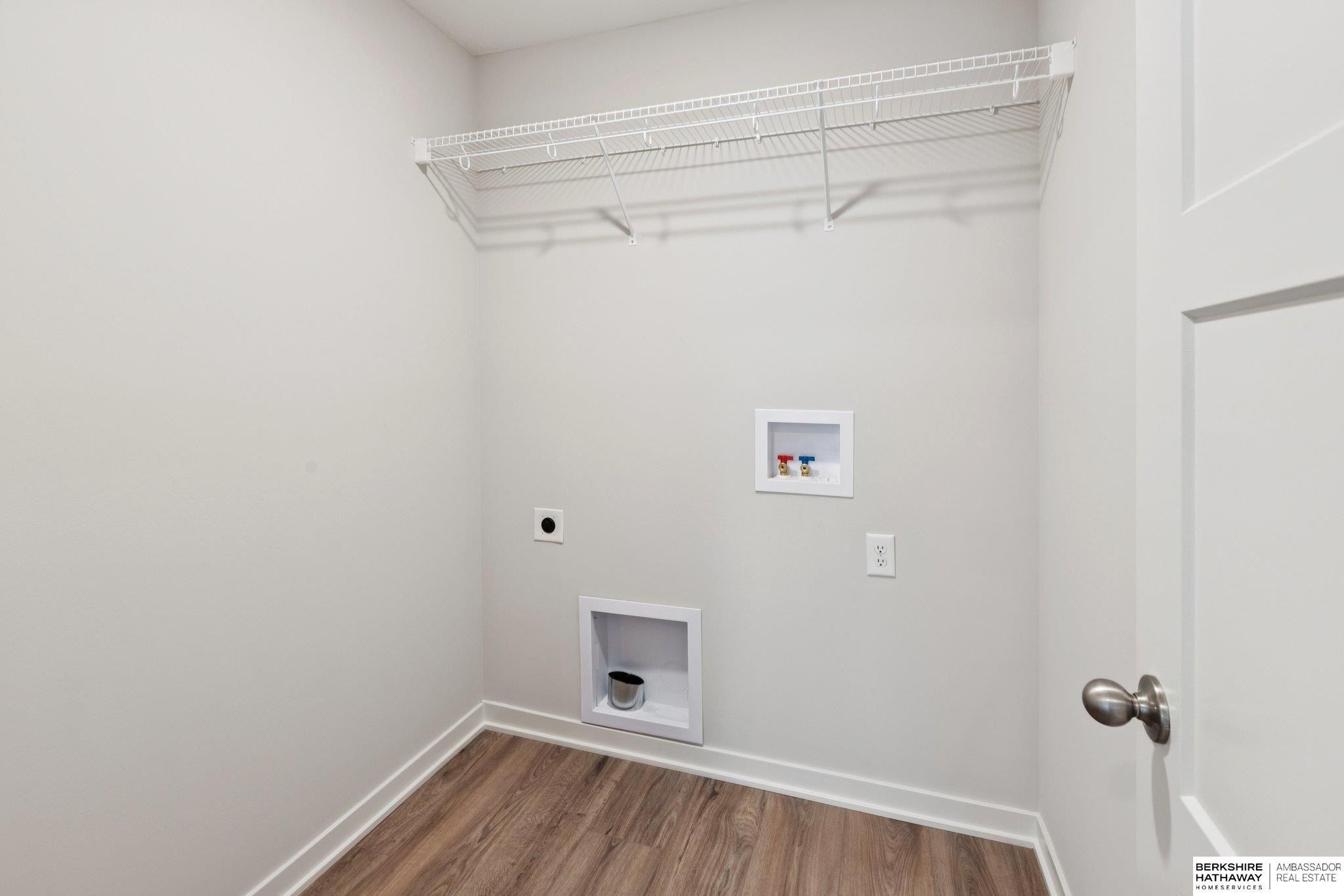 8954 S 21St Street. Bellevue, NE 68147