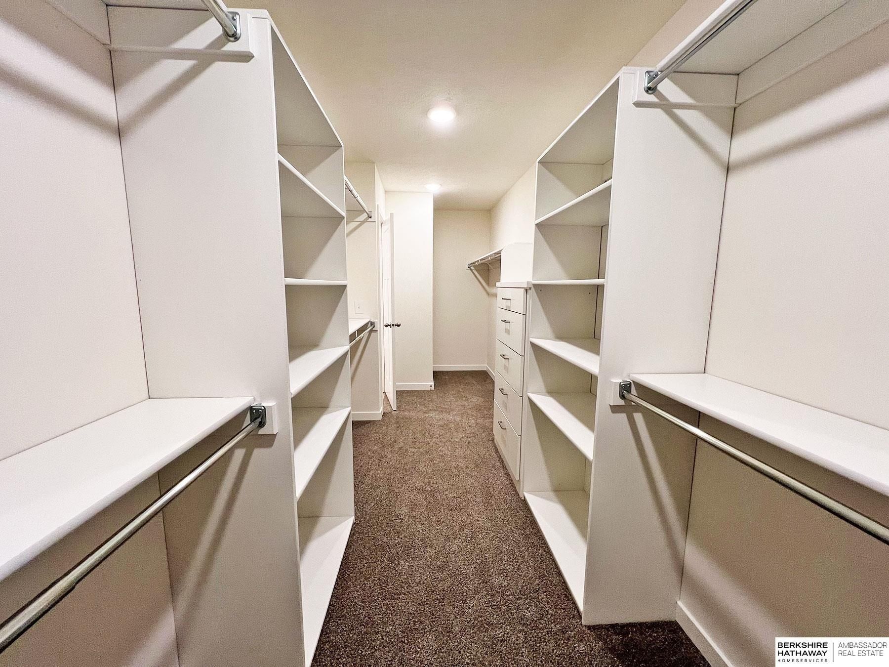 6610 S 200Th Avenue. Omaha, NE 68135