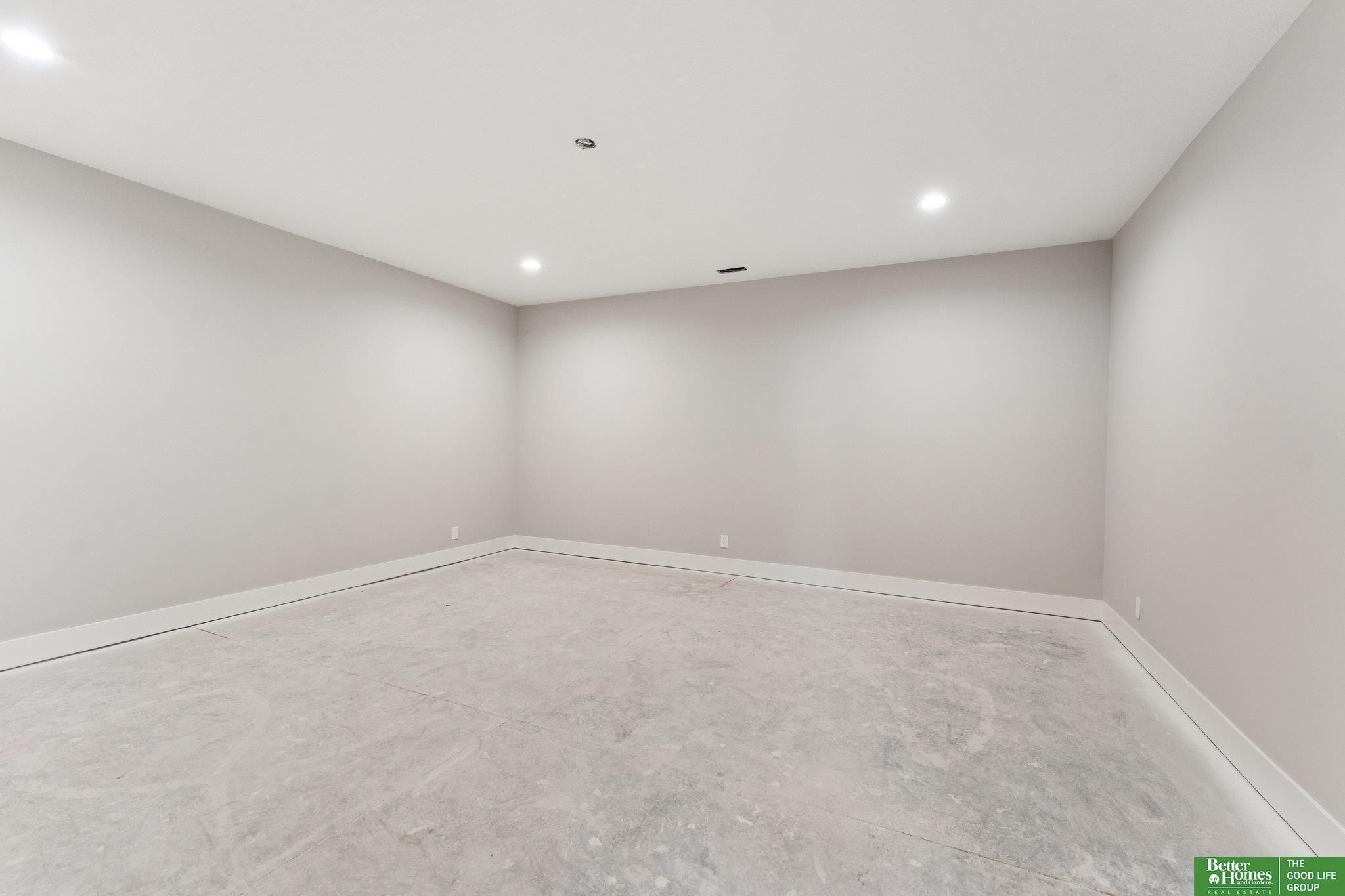 3538 S 210Th Avenue. Elkhorn, NE 68022