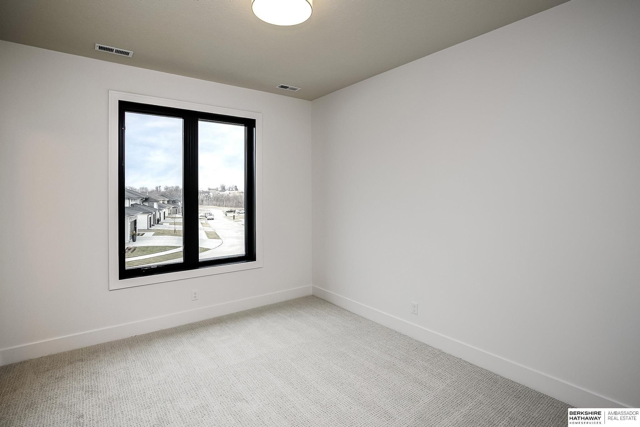 20501 Ogden Street. Elkhorn, NE 68022