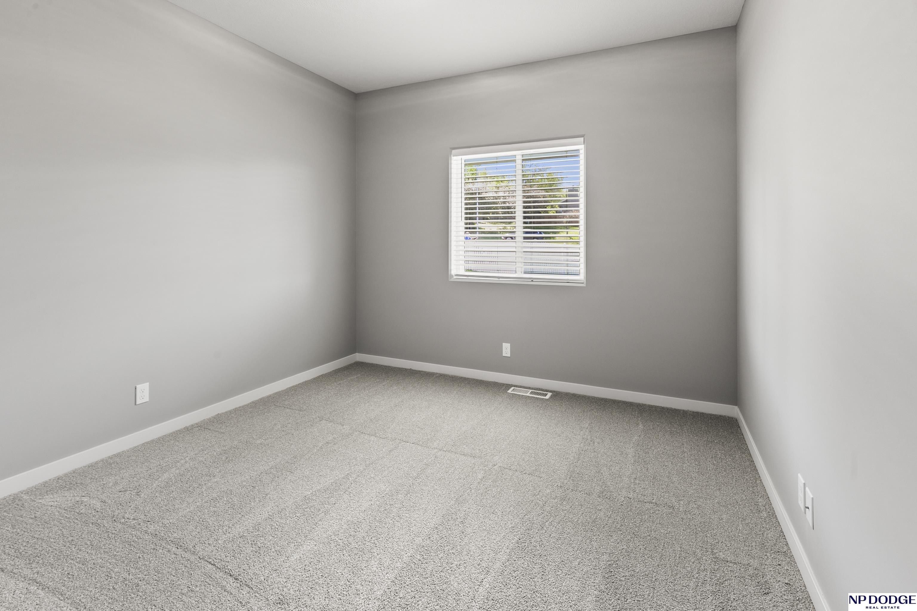 9228 S 71 Avenue. Papillion, NE 68133