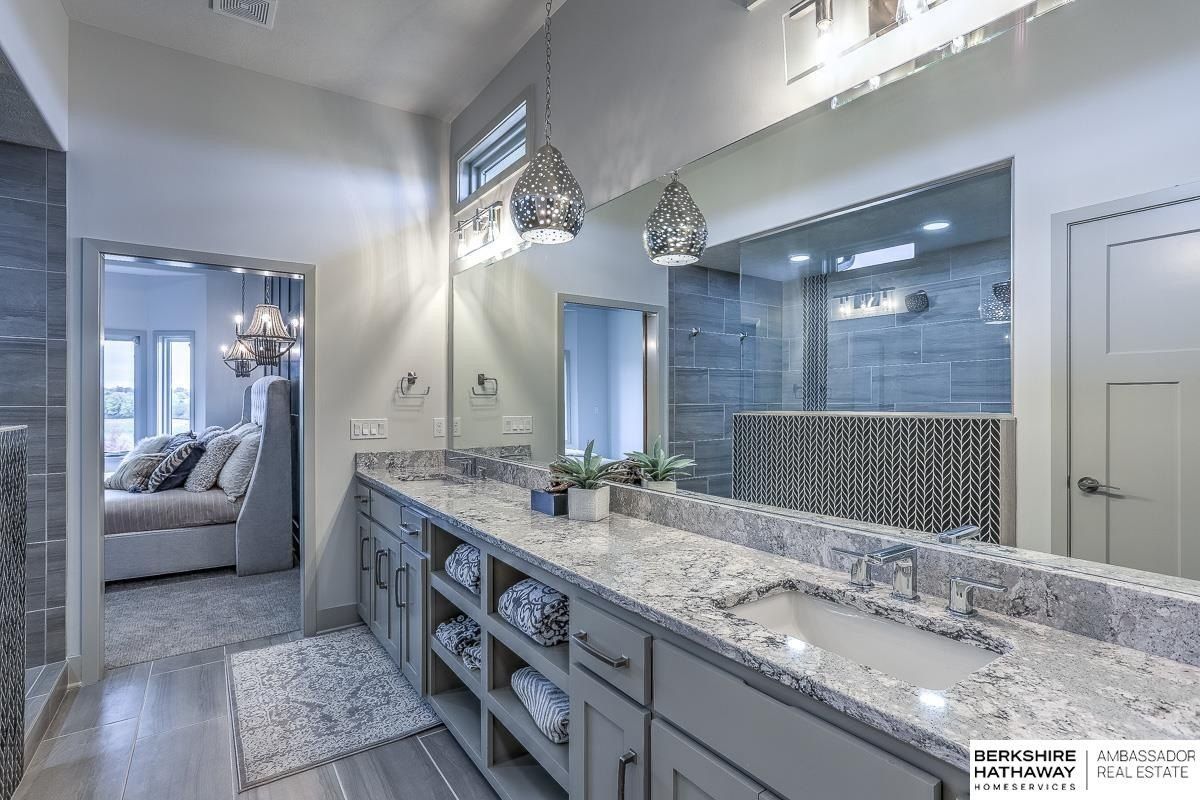 11267 S 102Nd Avenue. Papillion, NE 68046