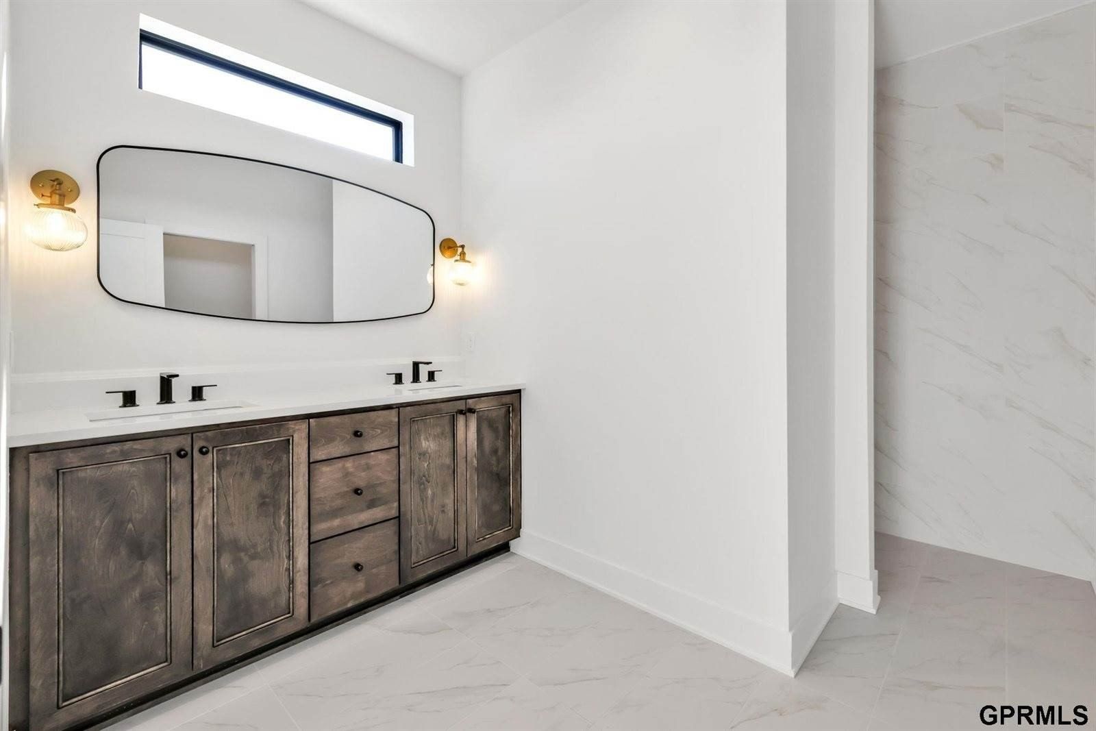 18108 Cooper Street. Gretna, NE 68028