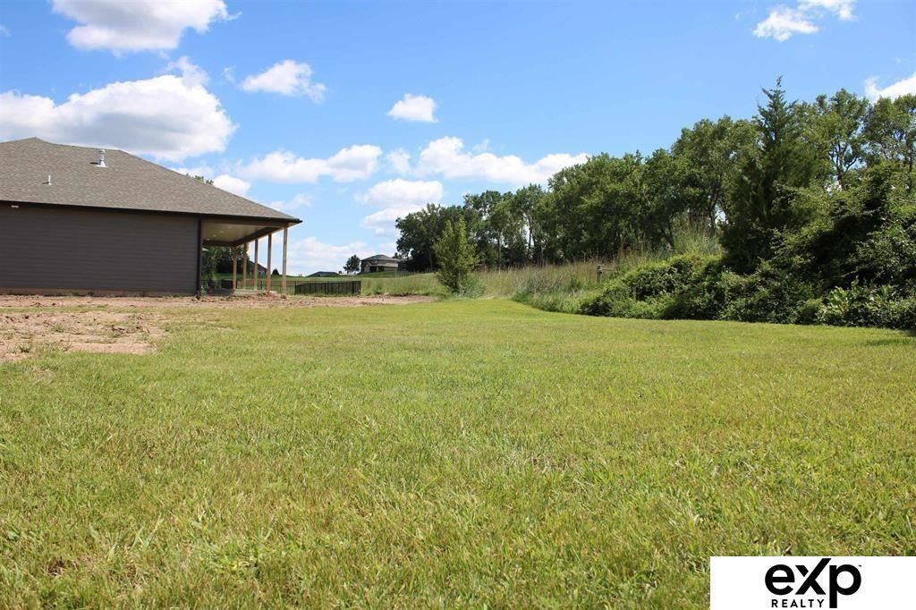 1301 Fairway Circle. Ashland, NE 68003