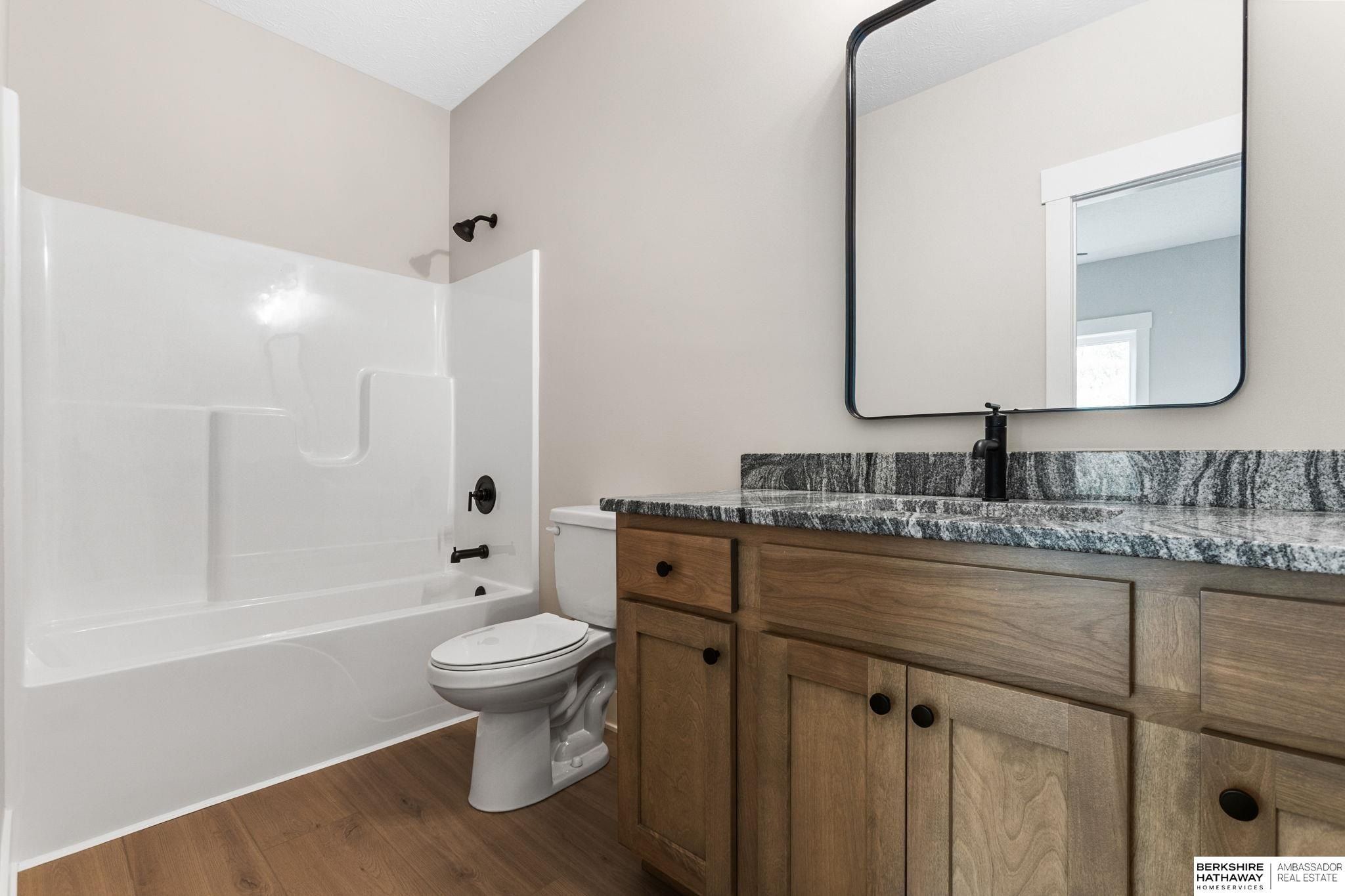 815 S Lakeview Way. Ashland, NE 68003