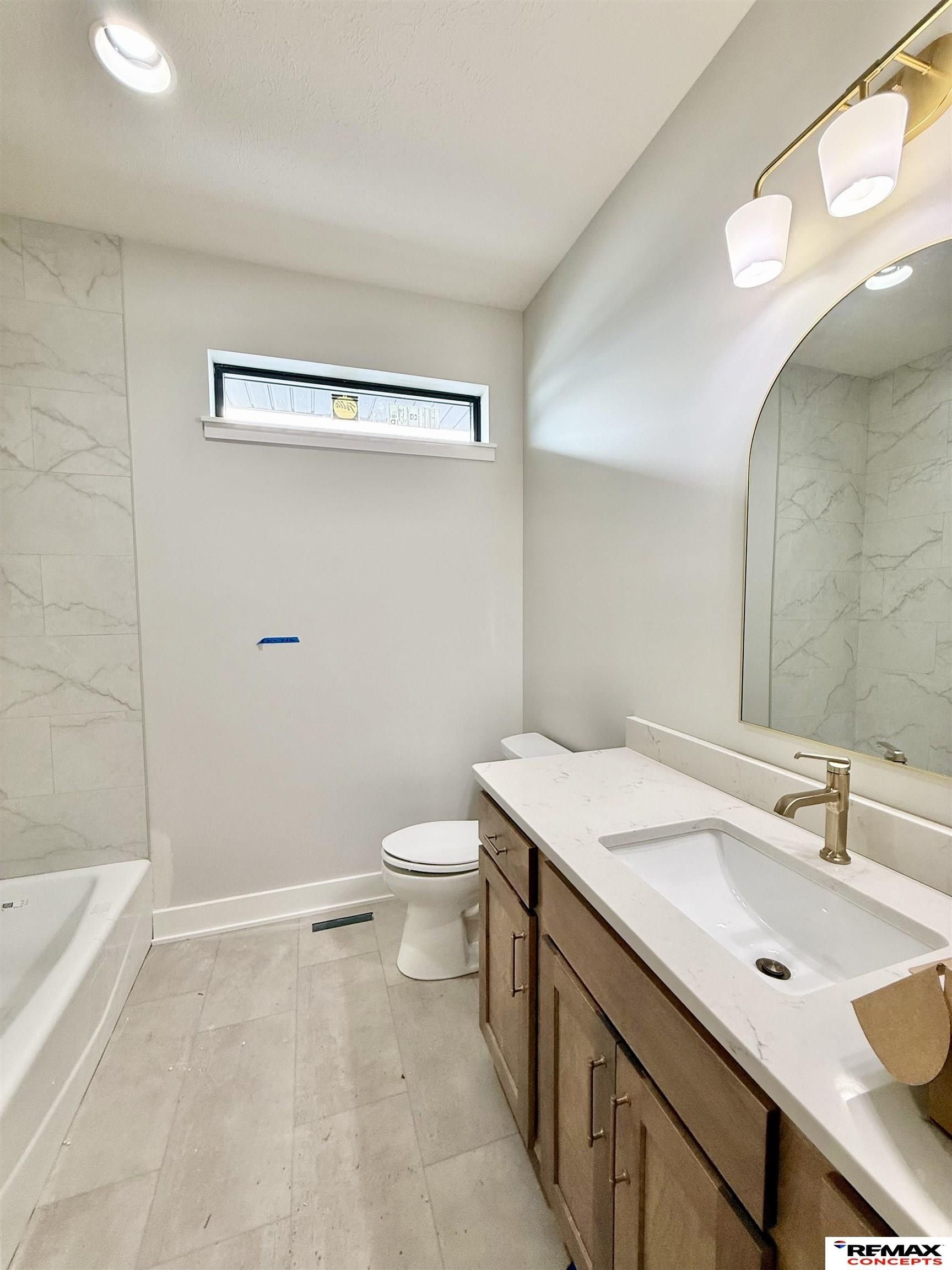 Milrose Branch Road. Lincoln, NE 68520