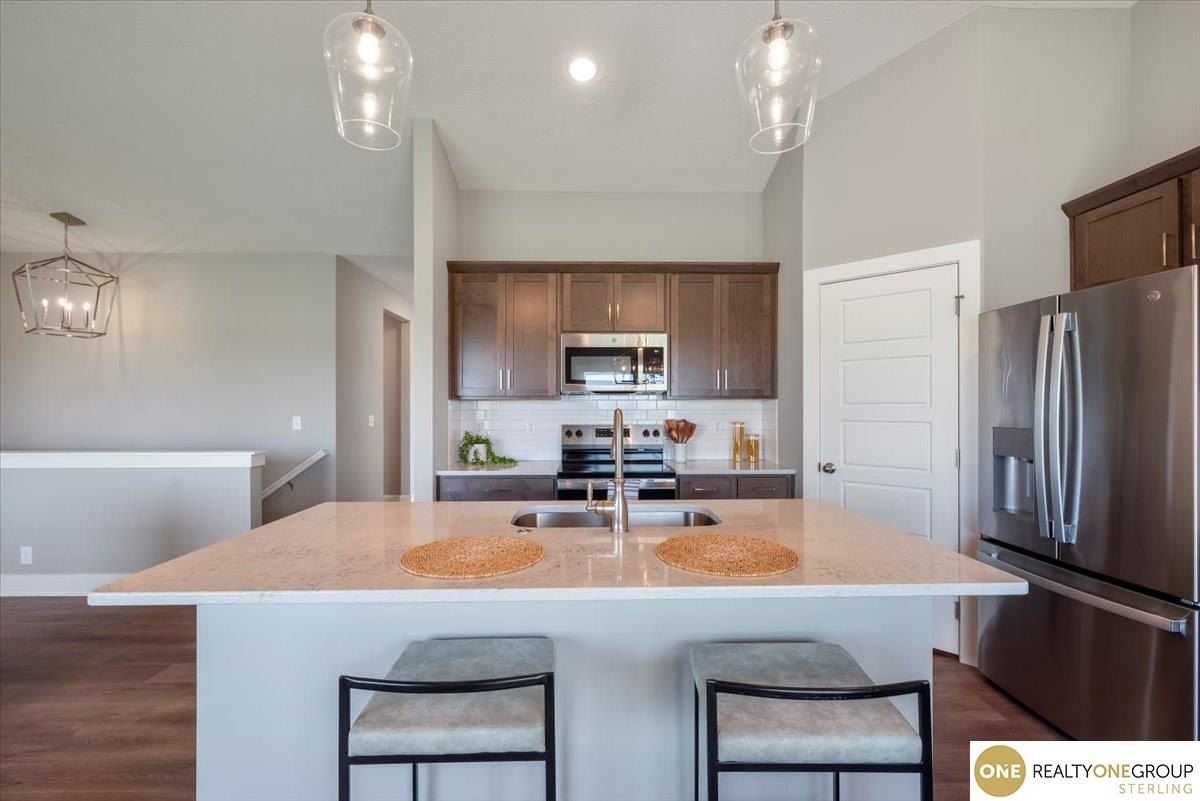 7621 Vera Drive. Lincoln, NE 68516