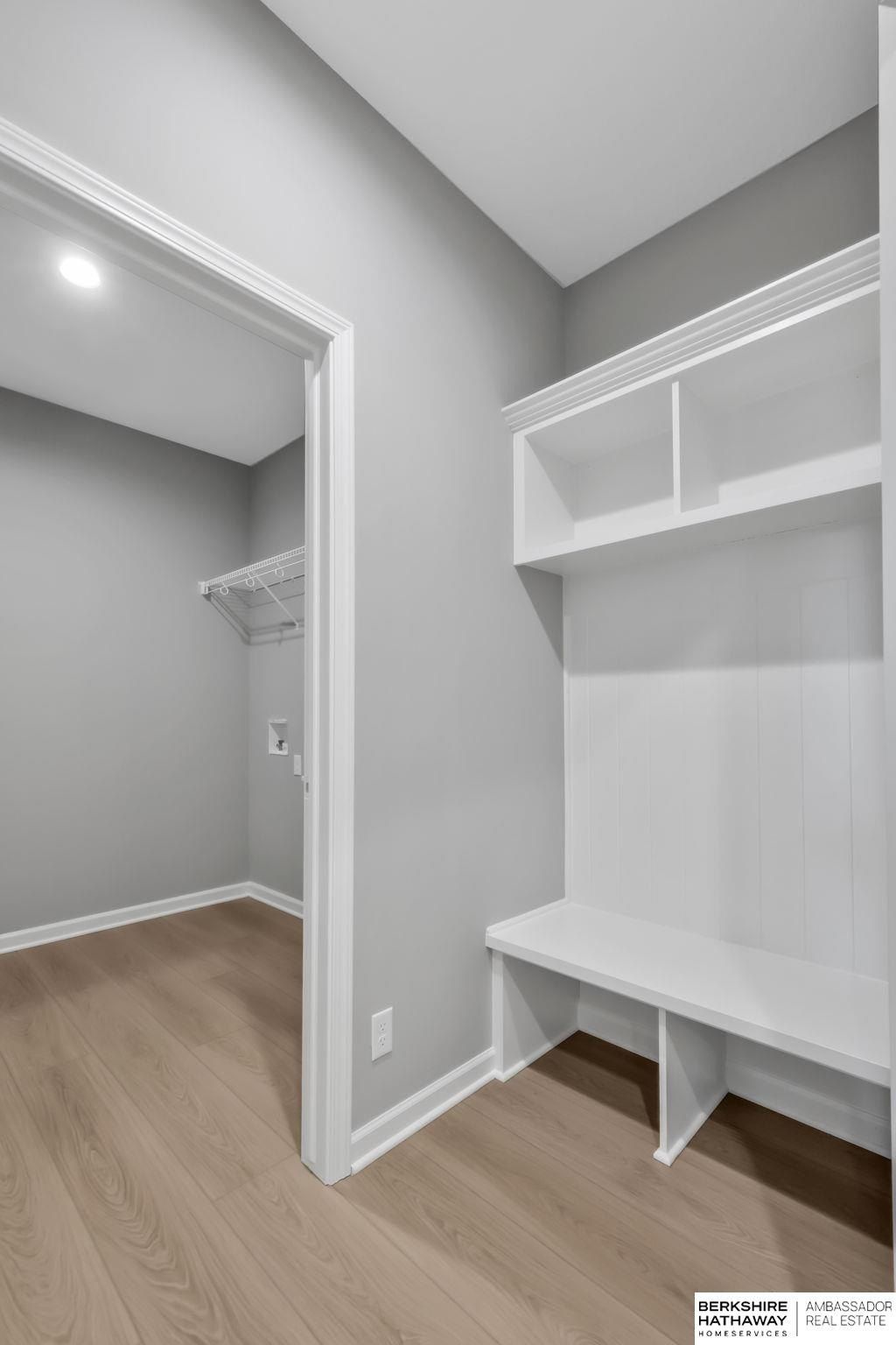 11011 S 104Th Avenue. Papillion, NE 68046