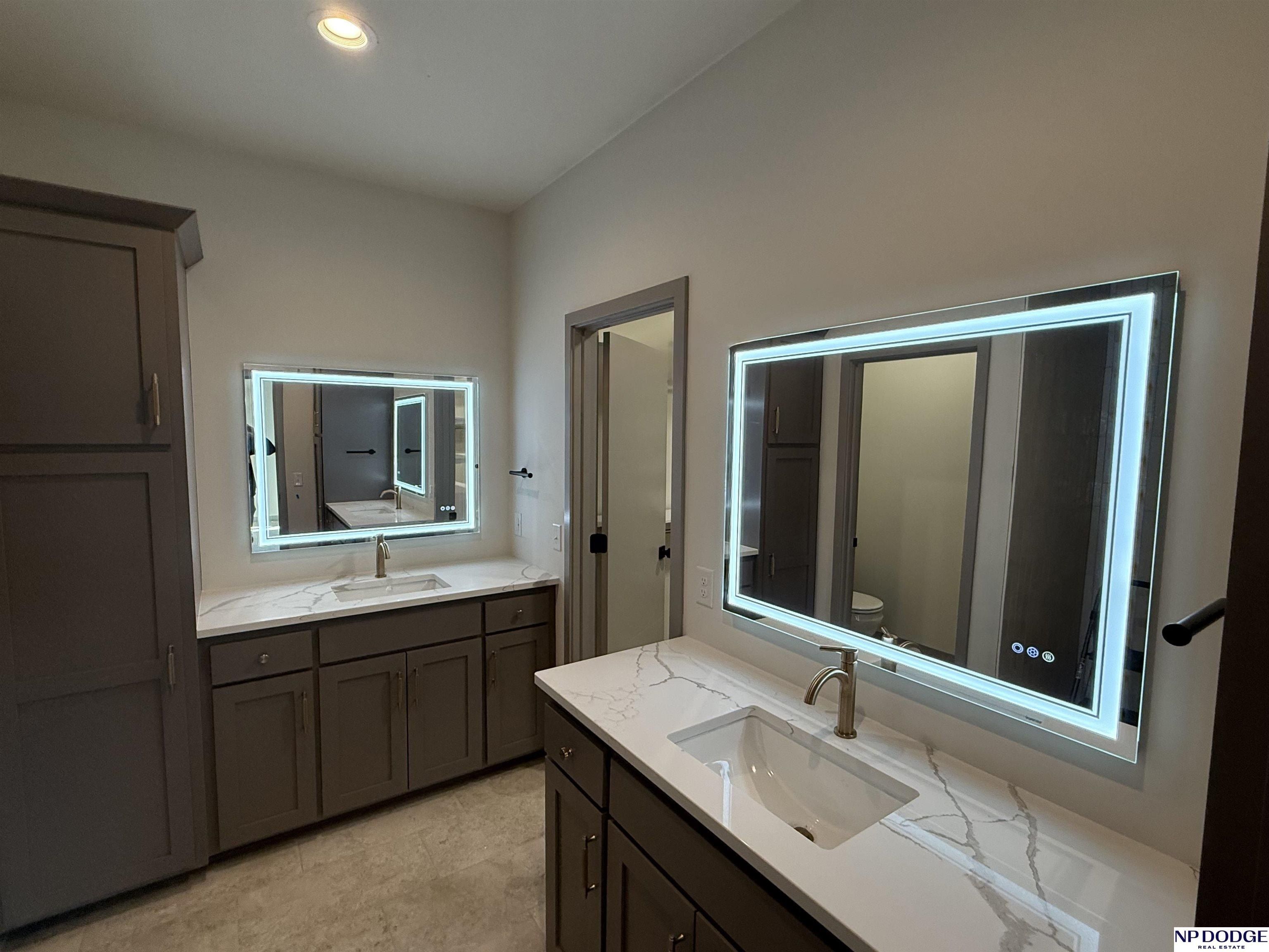 10416 S 191 Street. Elkhorn, NE 68022