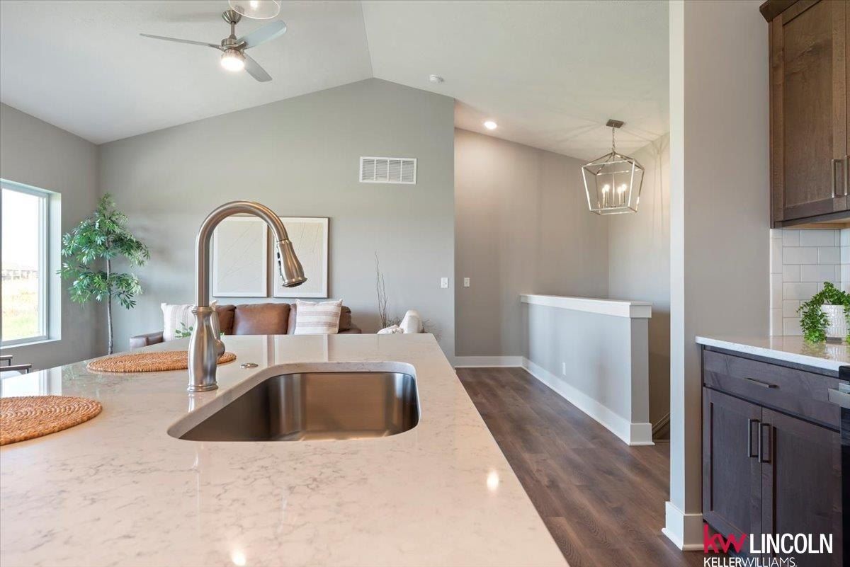 7307 Strait Road. Lincoln, NE 68521