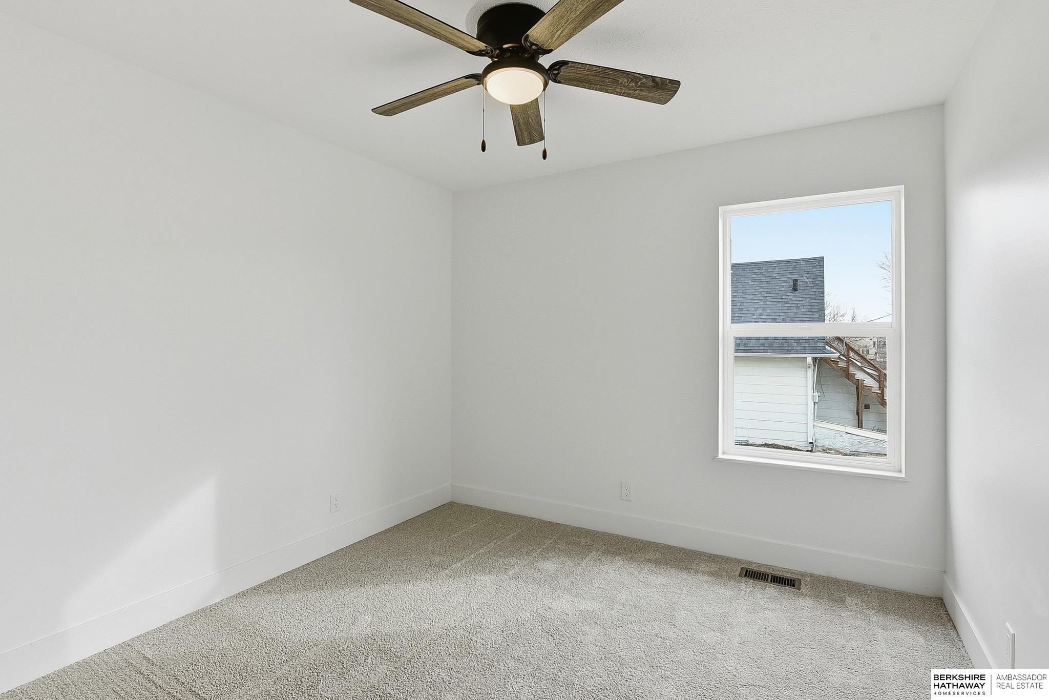 2613 Grant Street. Omaha, NE 68111