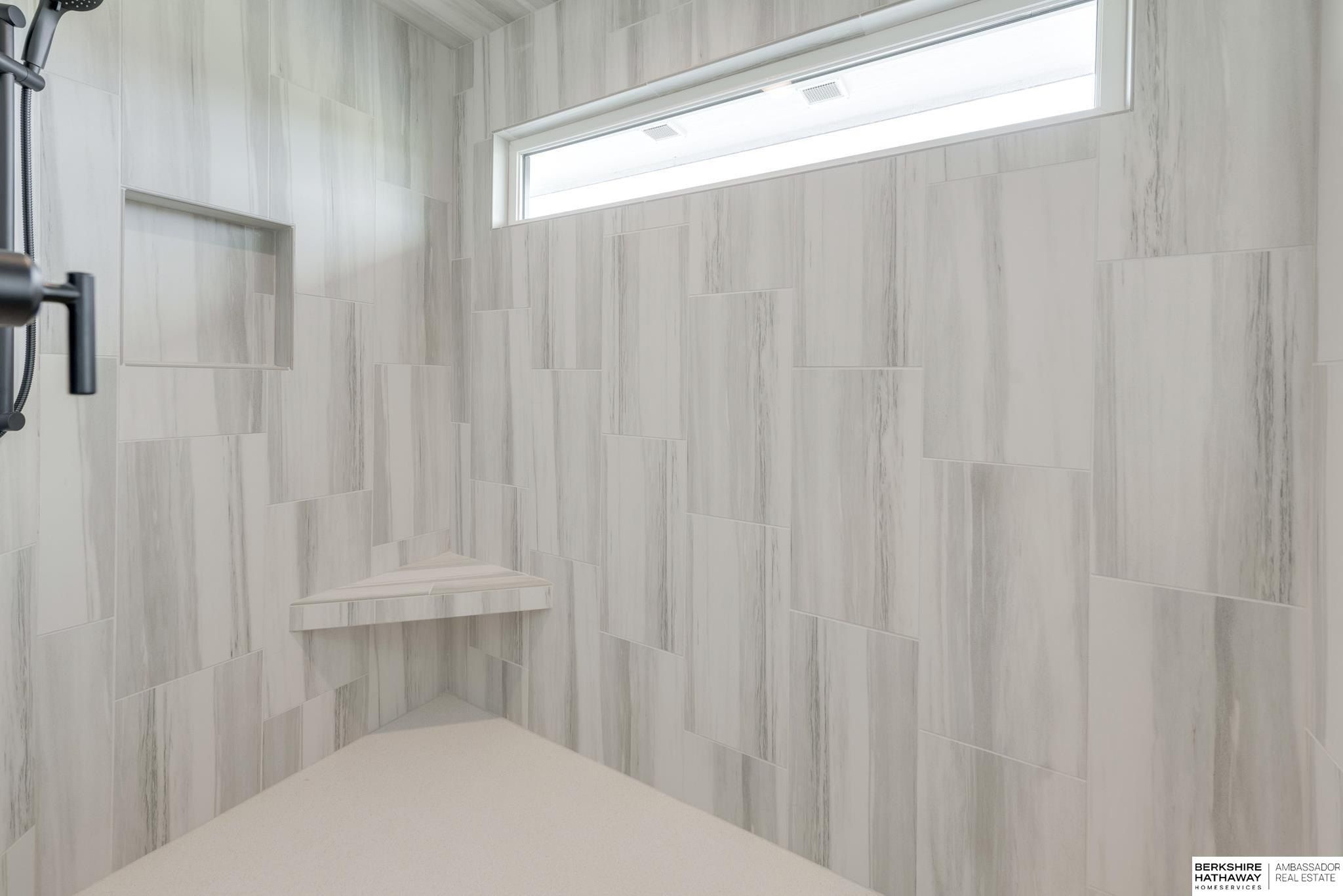 3509 S 219Th Avenue. Elkhorn, NE 68022