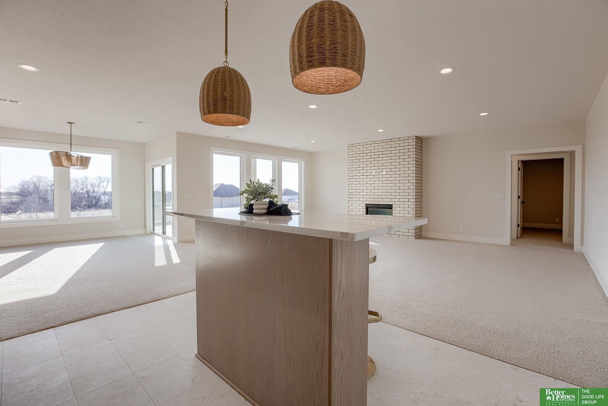 20658 Laurel Avenue. Elkhorn, NE 68022