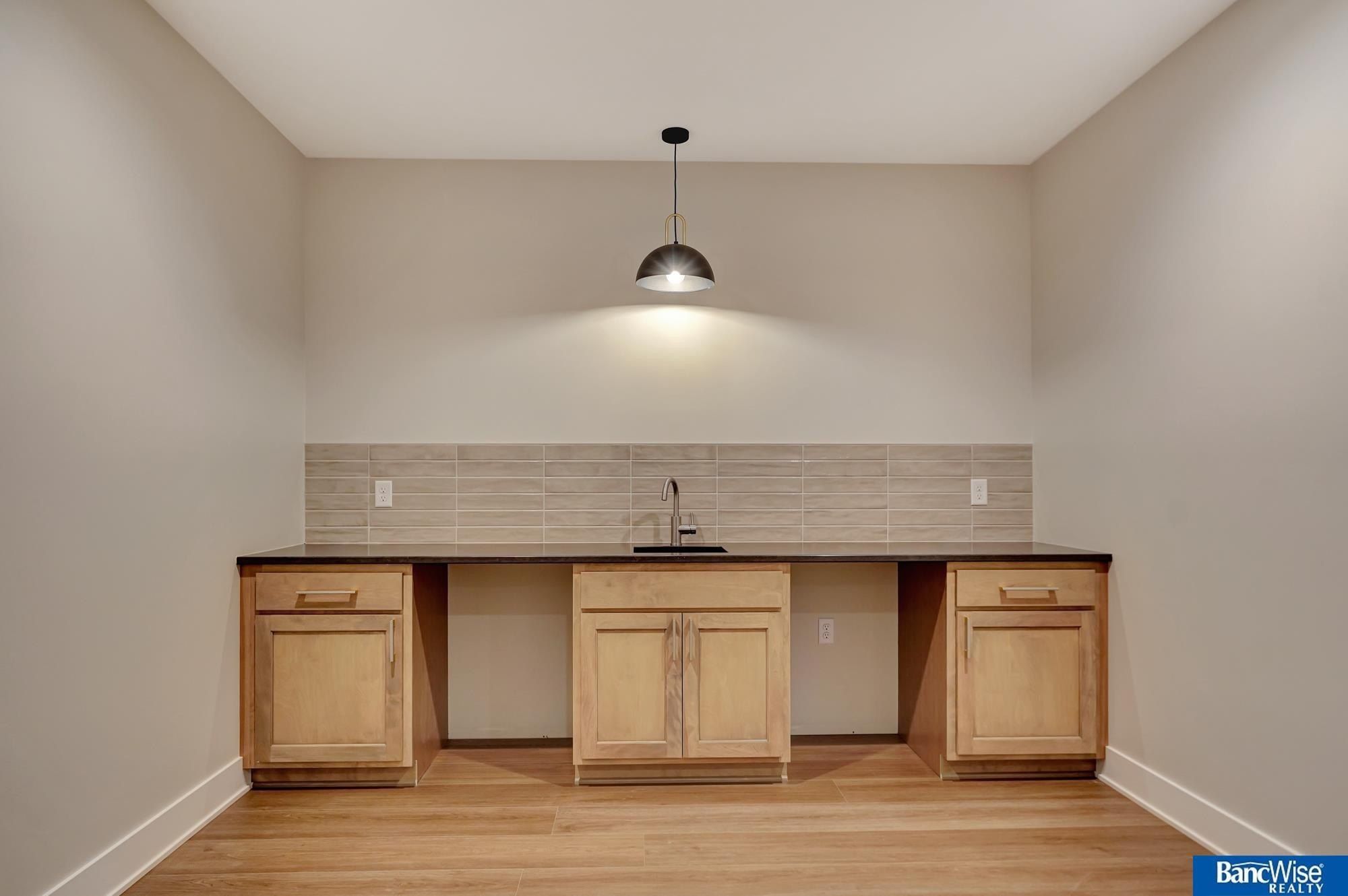 9209 Marbella Drive. Lincoln, NE 68520