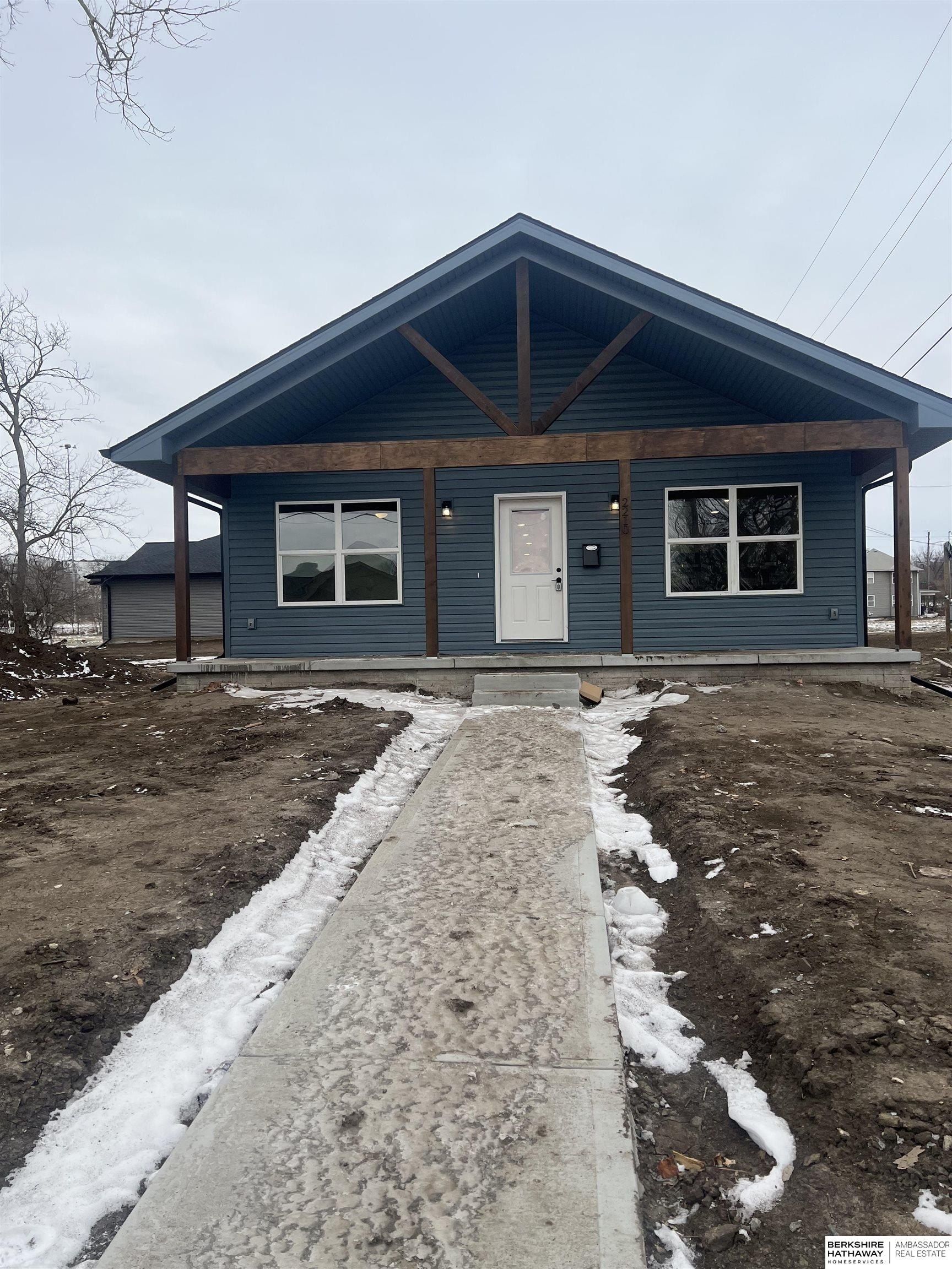 2210 N 26Th Street. Omaha, NE 68111