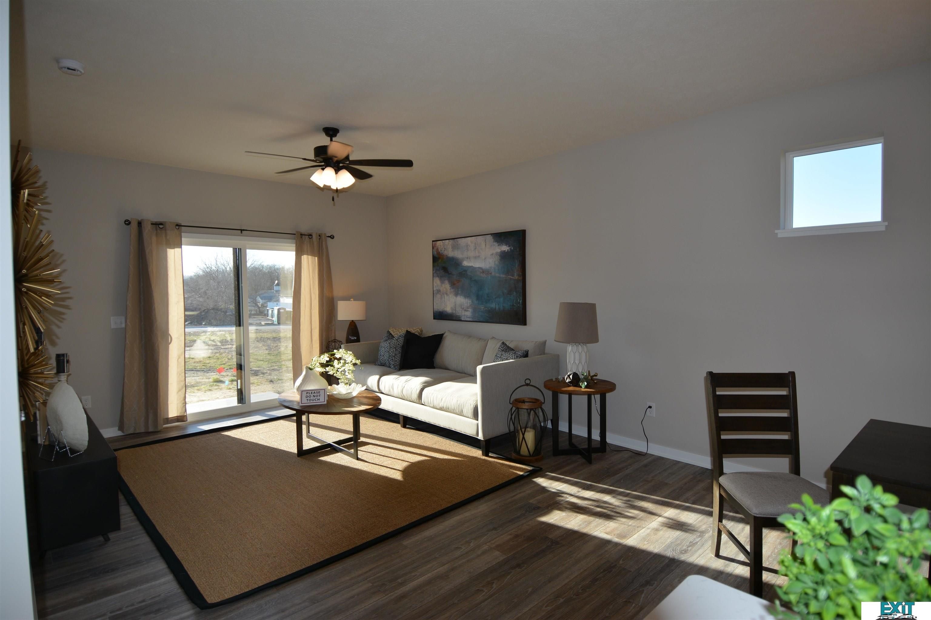 2556 Tupelo Lane. Lincoln, NE 68520