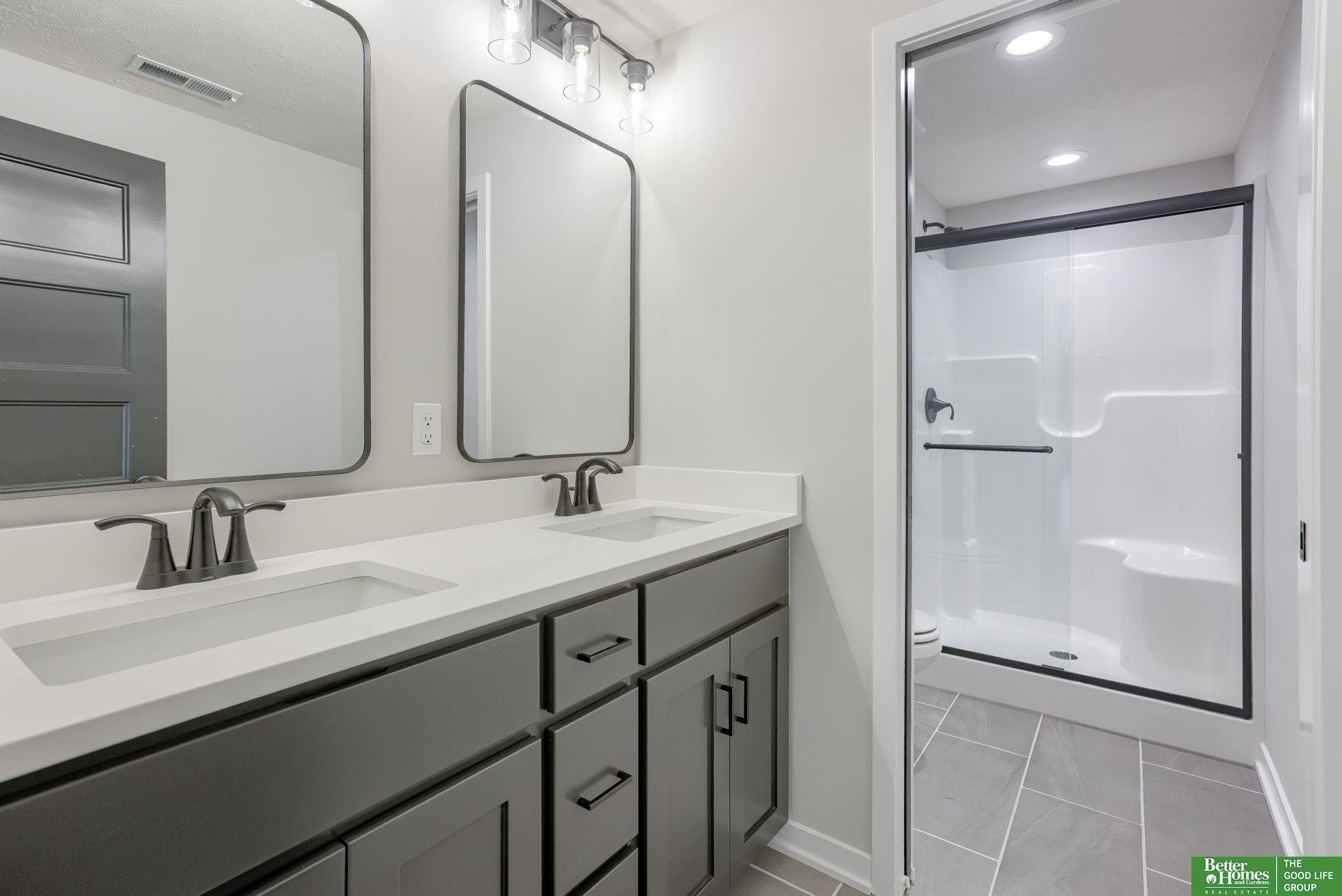 10907 S 102Nd Street. Papillion, NE 68046