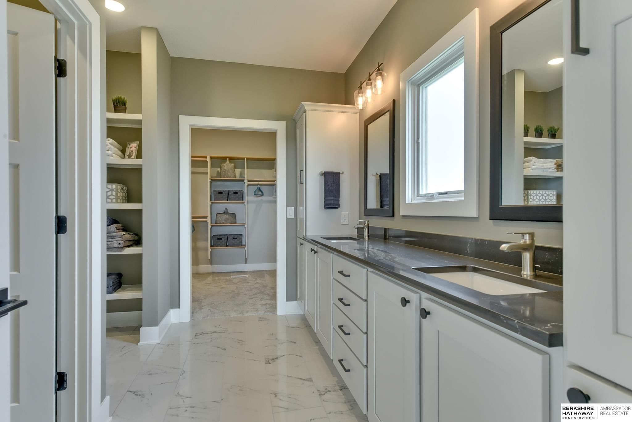 3020 S 209Th Court. Elkhorn, NE 68022