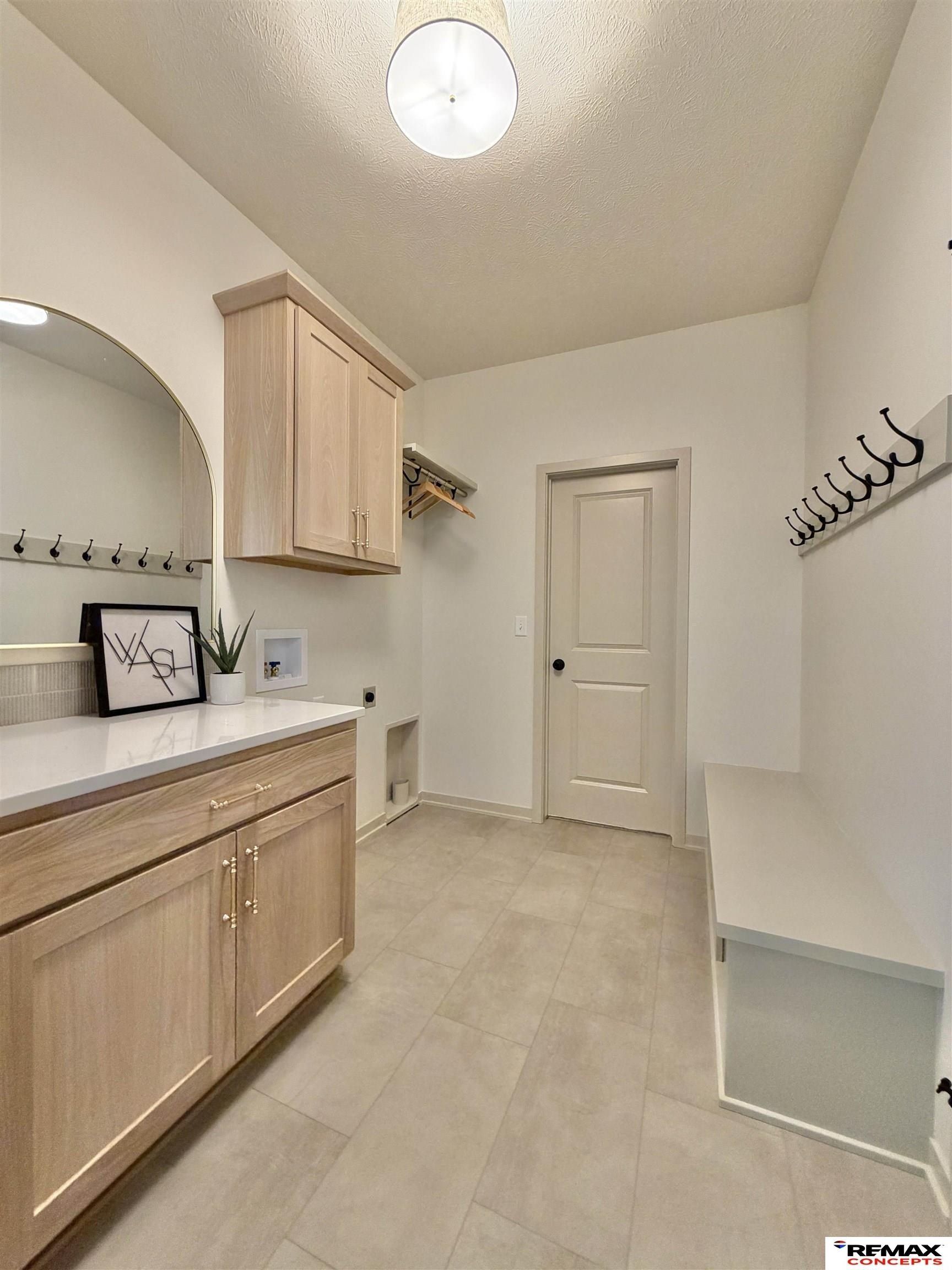 2125 S 95 Street. Lincoln, NE 68520