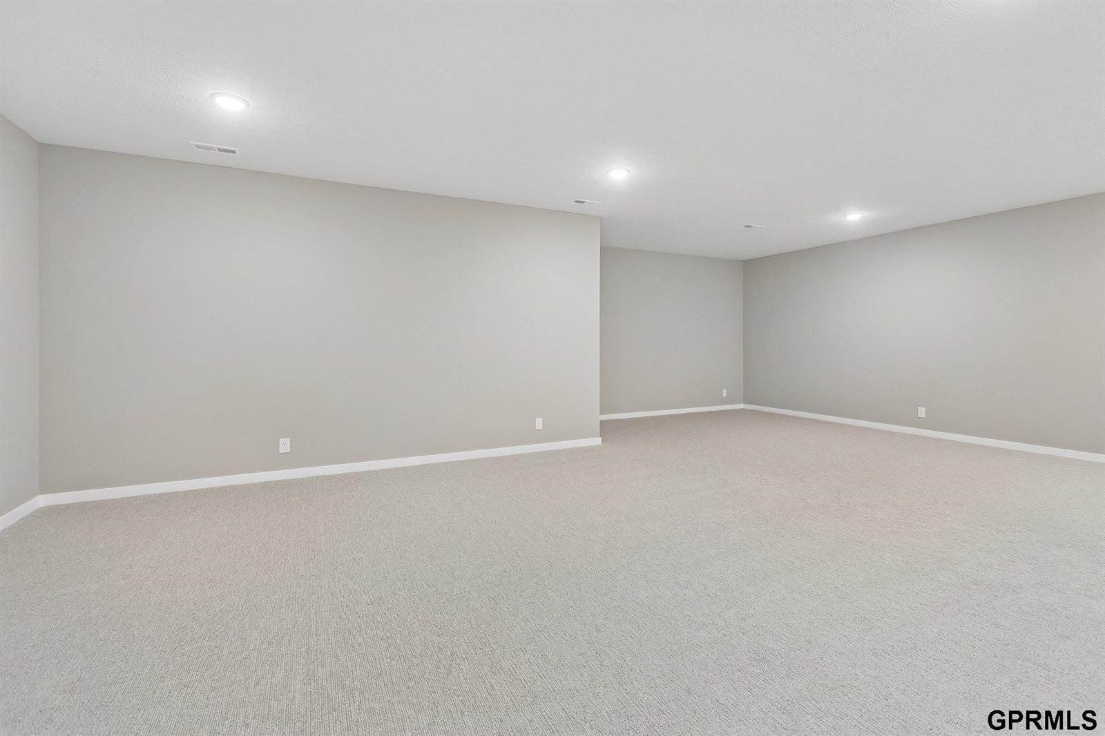 19509 Ellison Avenue. Elkhorn, NE 68022