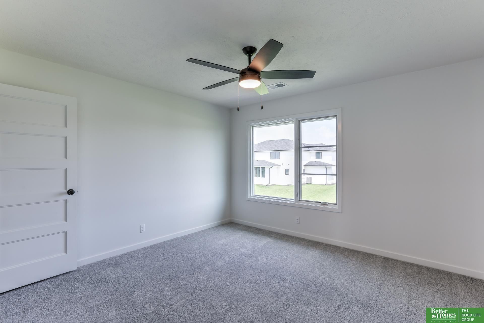 21120 Arlington Street. Elkhorn, NE 68022