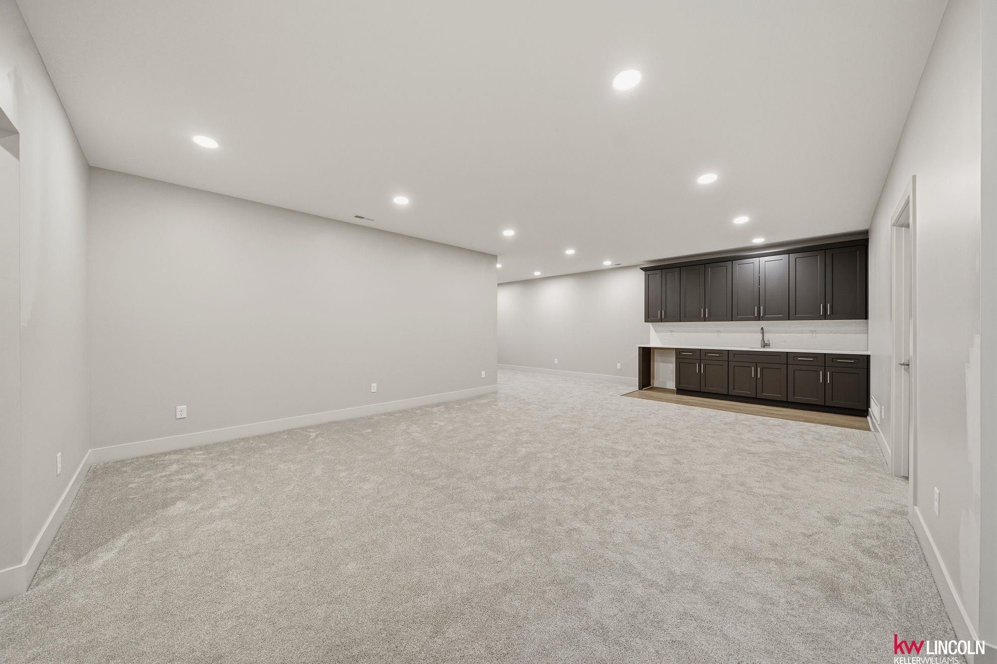 9432 S 87Th St Street. Lincoln, NE 68526