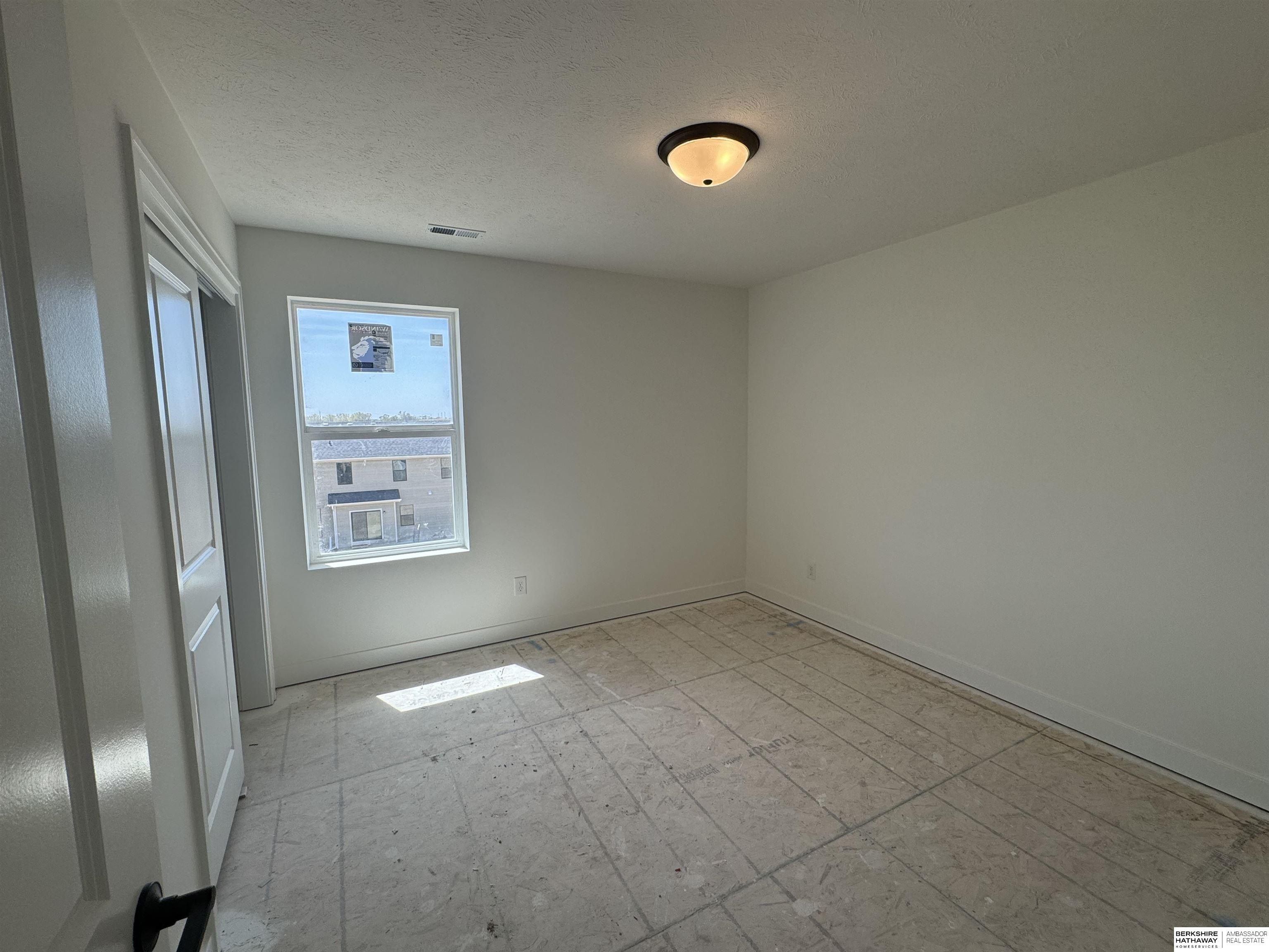 21433 Y Street. Elkhorn, NE 68022