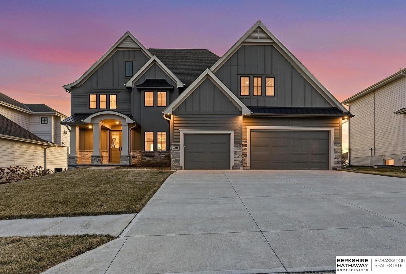 4222 S 218Th Avenue. Elkhorn, NE 68022