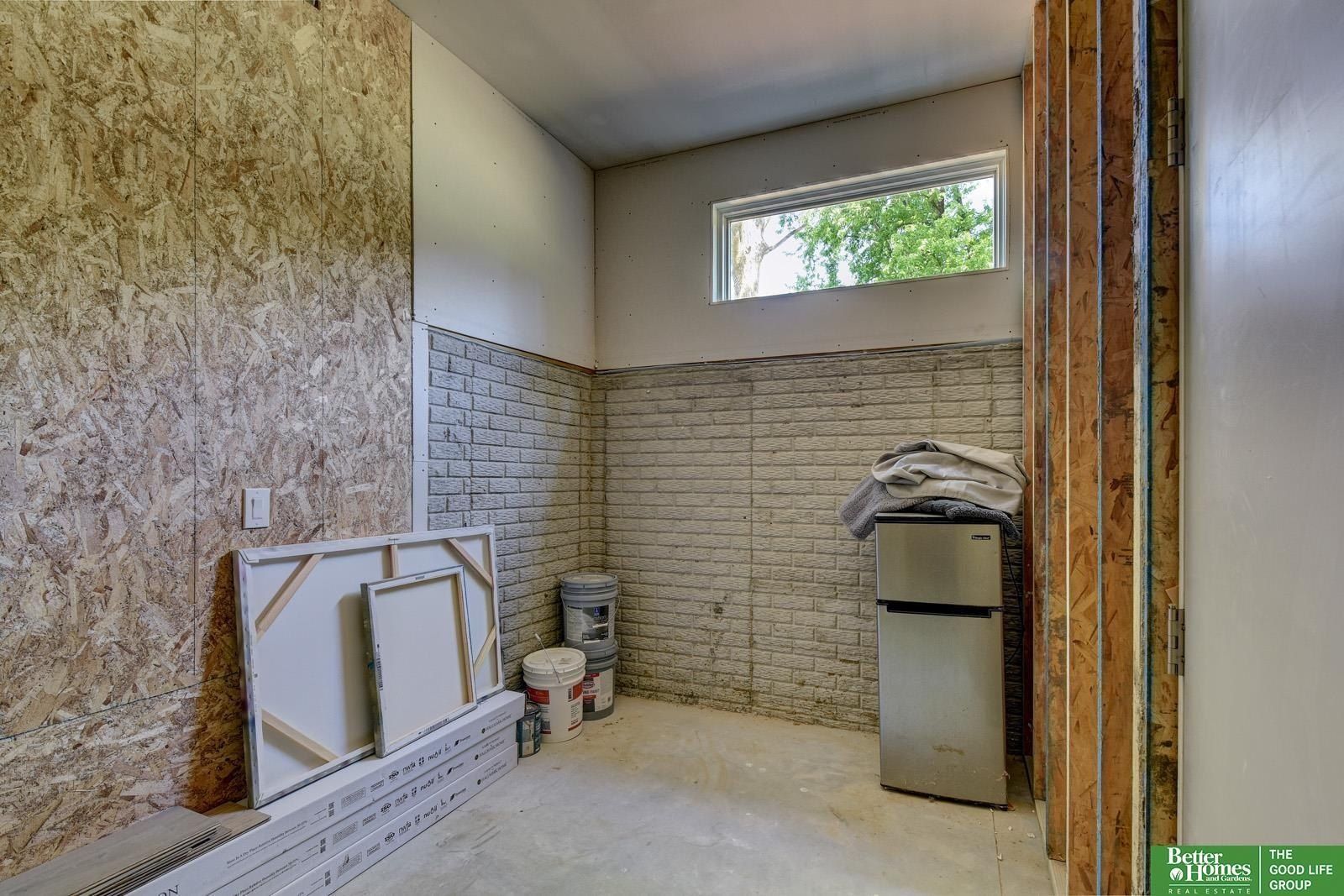 8228 Browne Street. Omaha, NE 68134