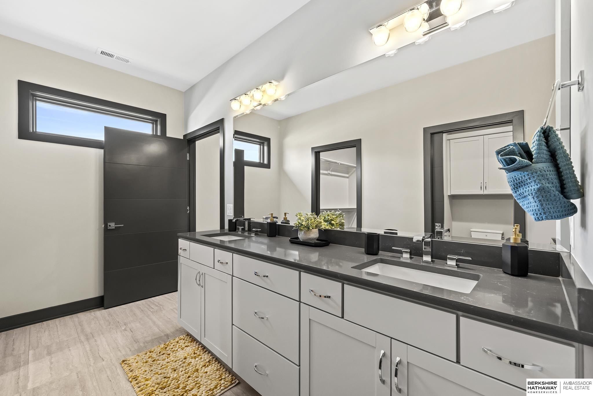 17508 Marinda Plaza. Omaha, NE 68130