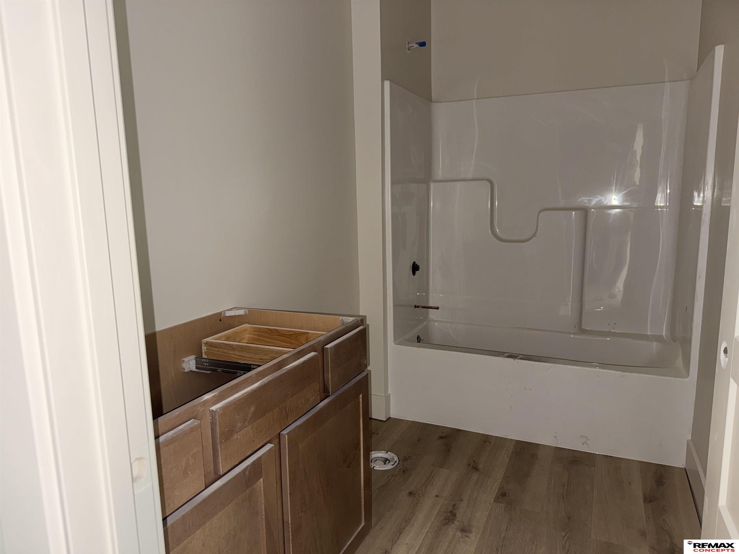 3043 Bertram Street. Roca, NE 68430