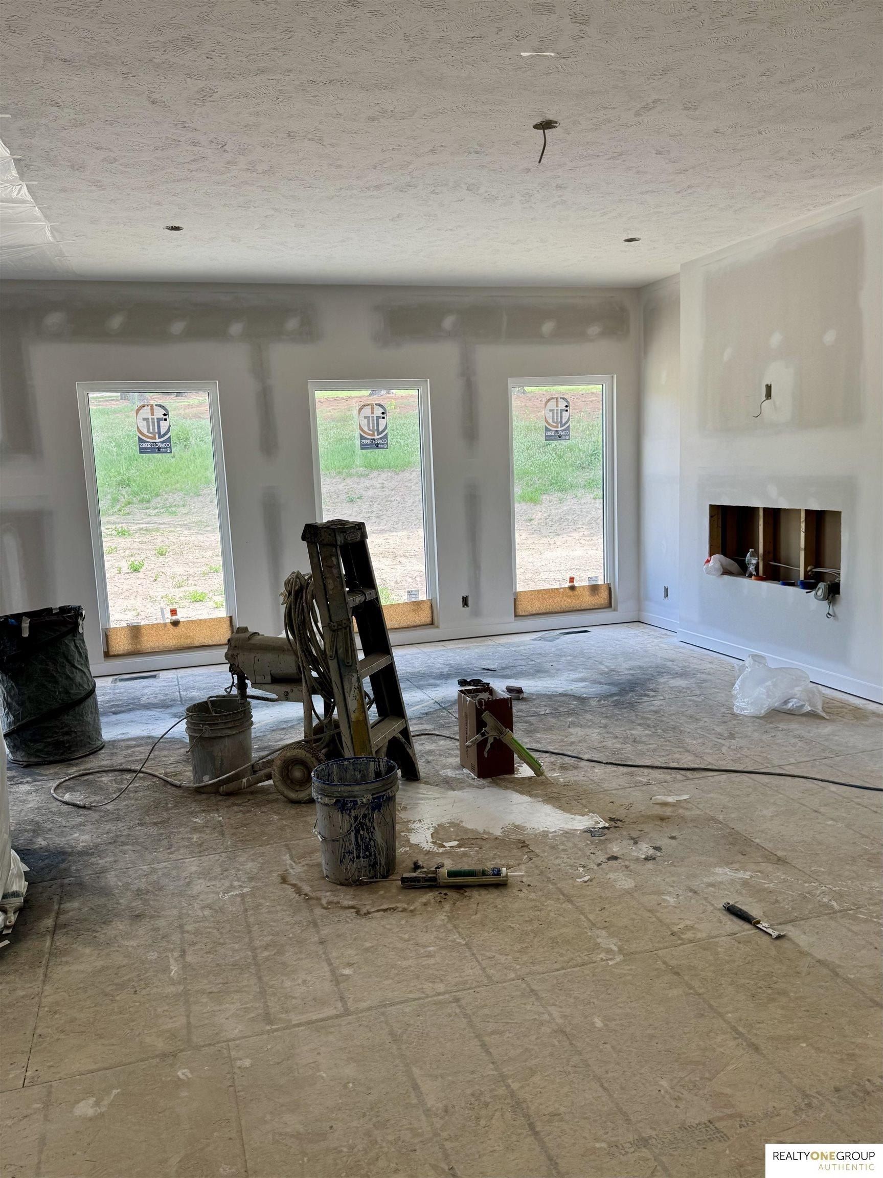2206 Citta Circle. Bellevue, NE 68147