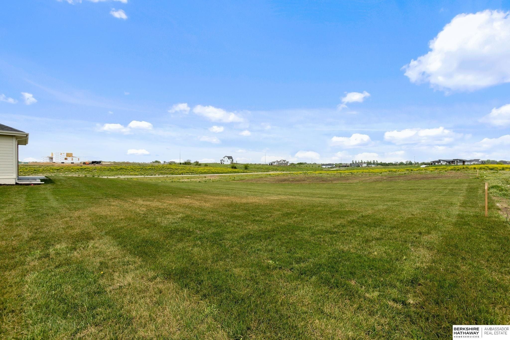 418 Karloff Circle. Yutan, NE 68073