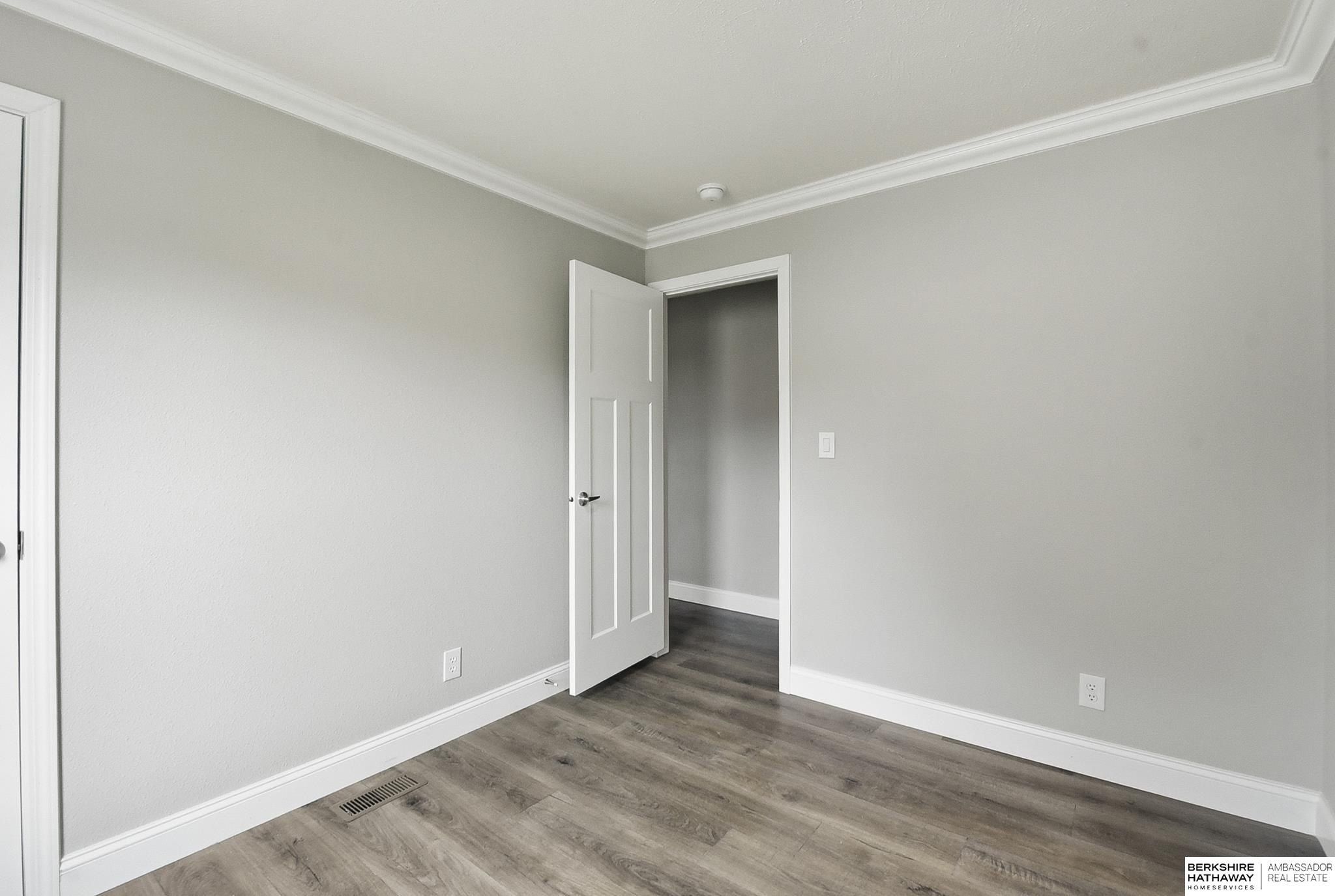 2020 Read Street. Omaha, NE 68112