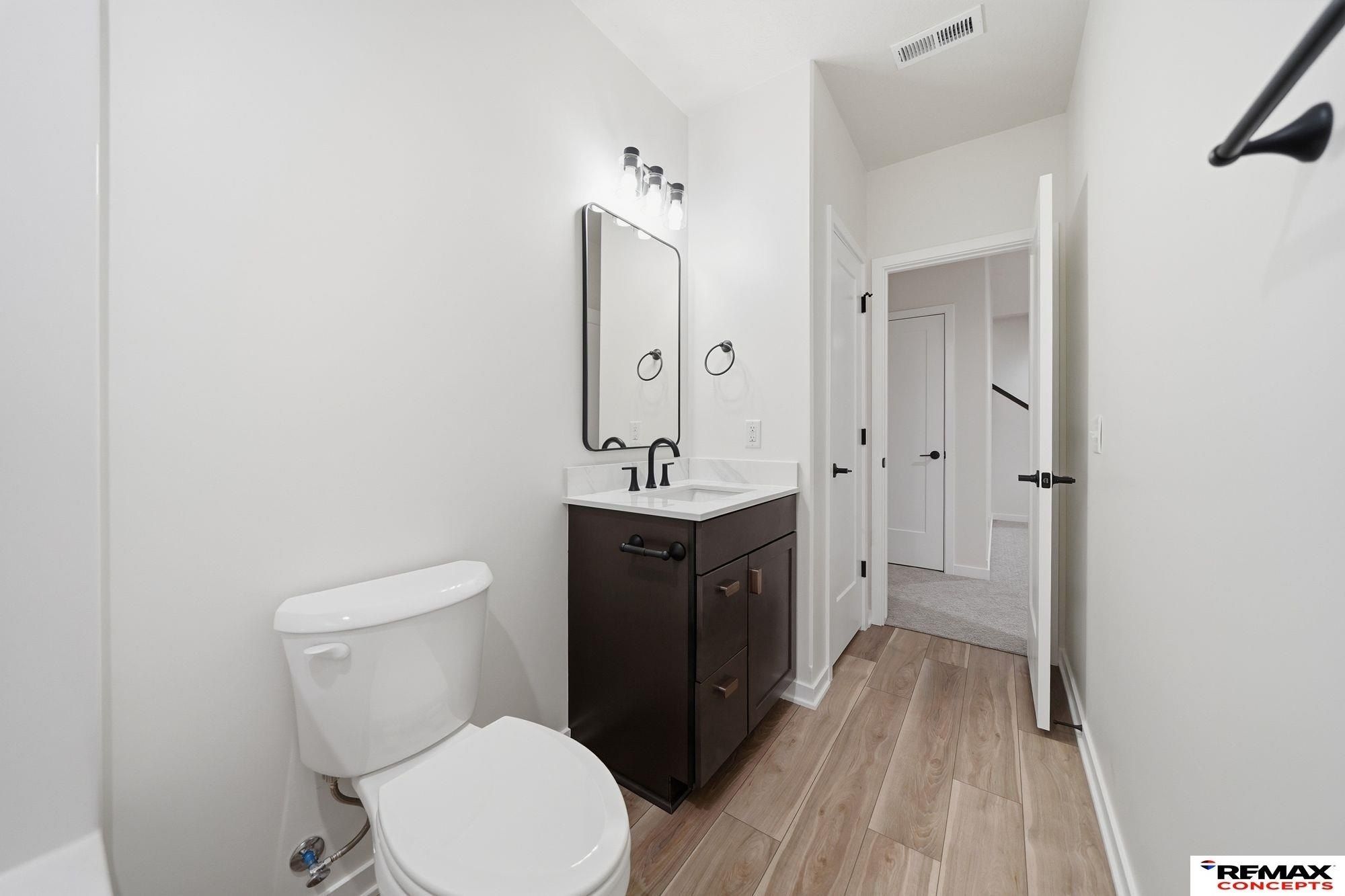 527 N 108Th Street. Lincoln, NE 68527