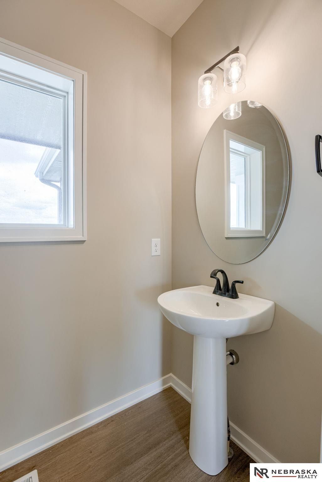 11003 N 159 Avenue. Bennington, NE 68007