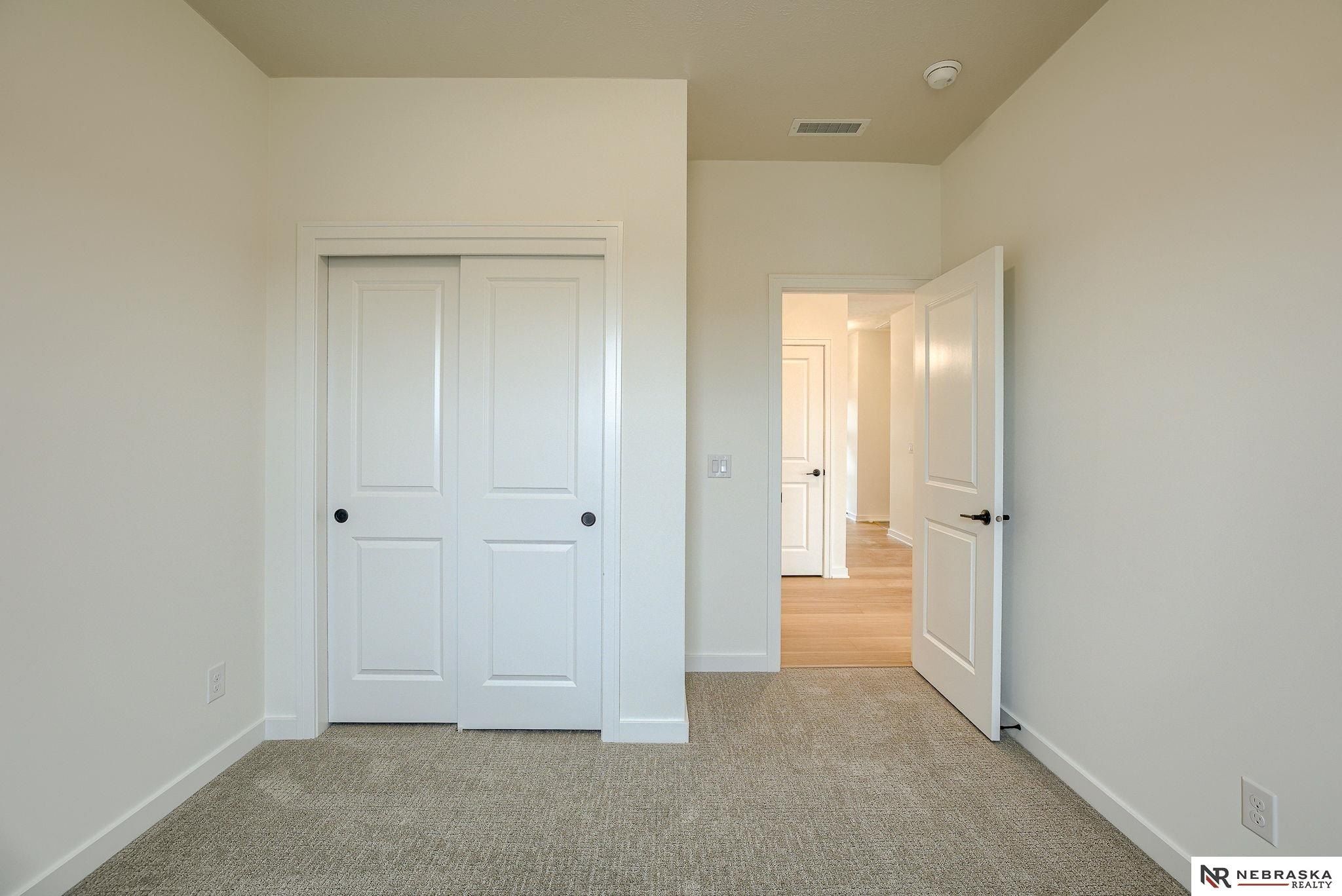16013 Isabella Street. Bennington, NE 68007