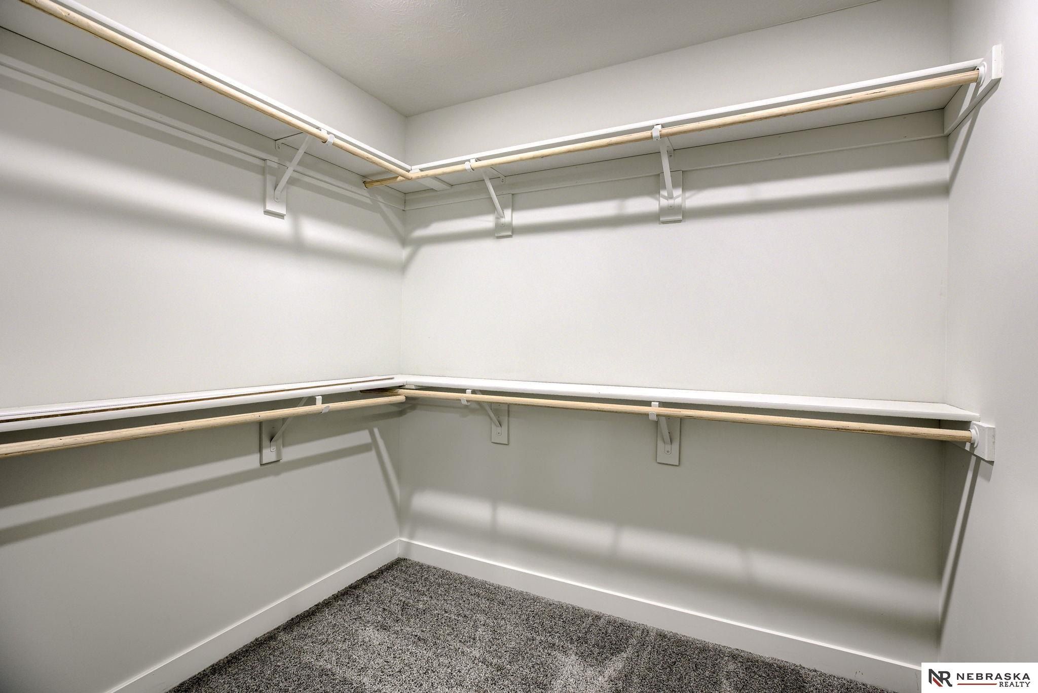 4584 Schilling Court. Bellevue, NE 68133
