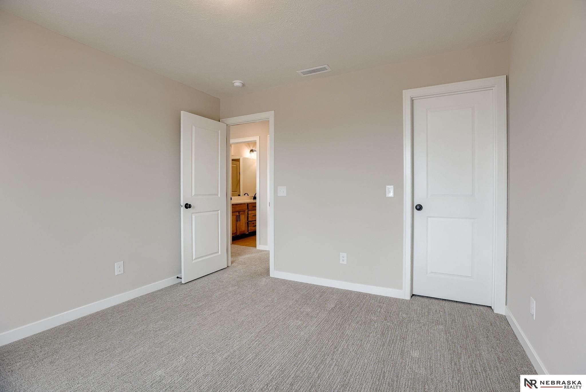 11110 N 172 Street. Bennington, NE 68007