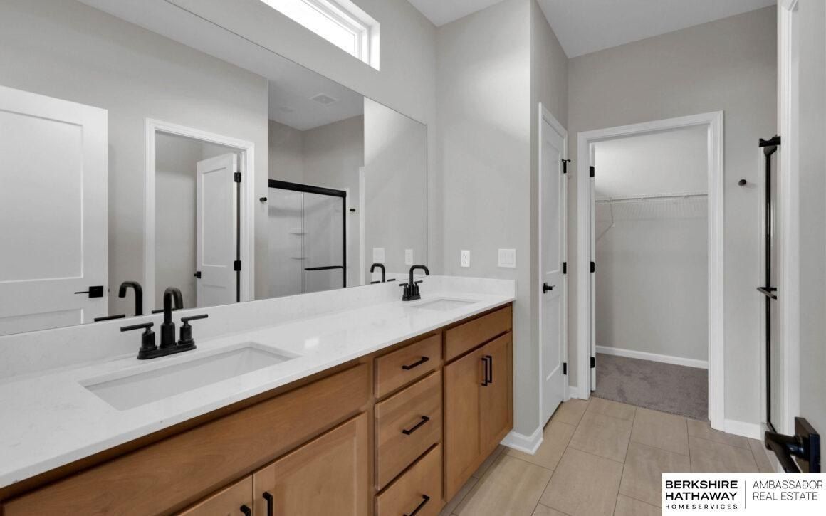 18073 Soldier Street. Omaha, NE 68136