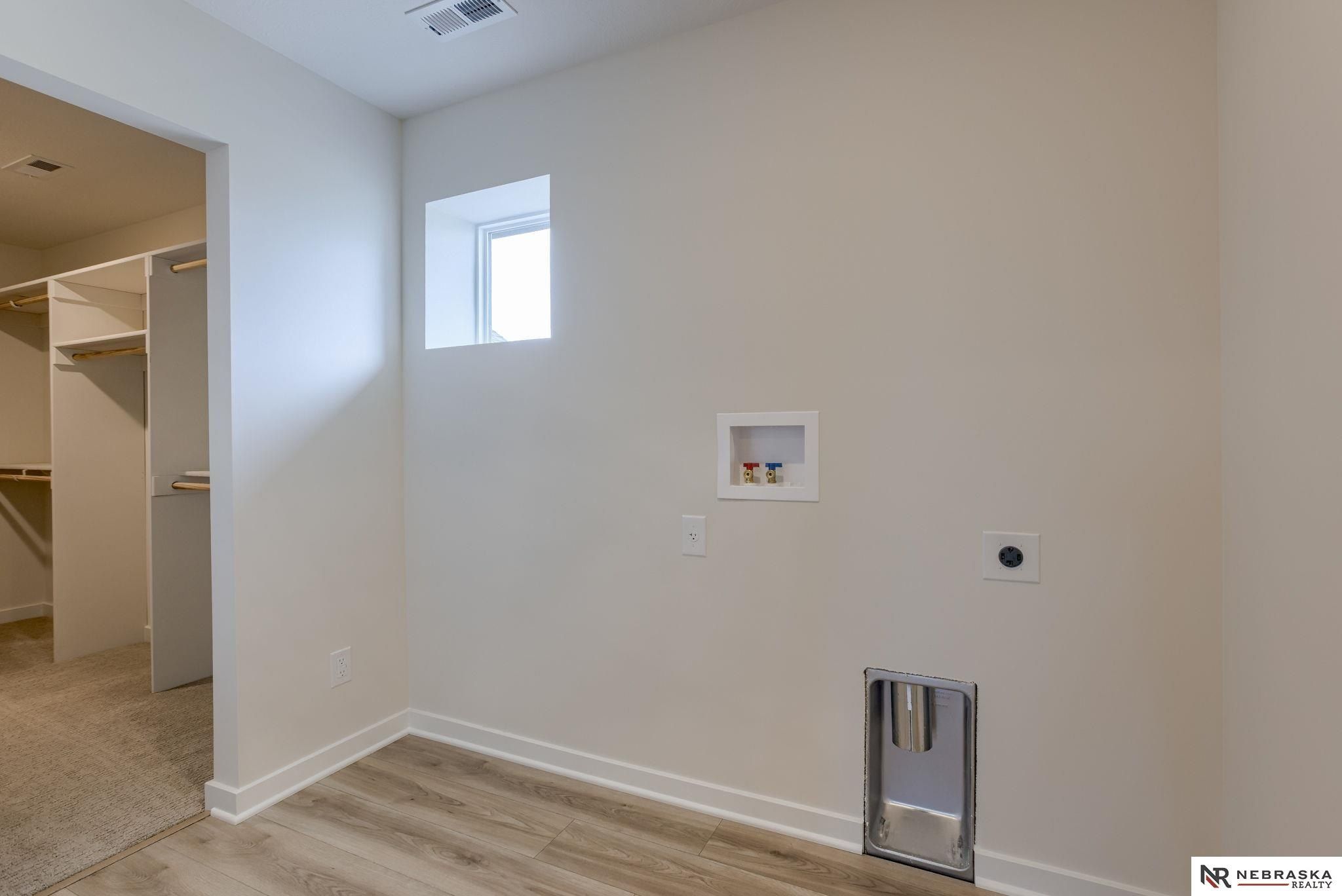 11017 N 162 Street. Bennington, NE 68007