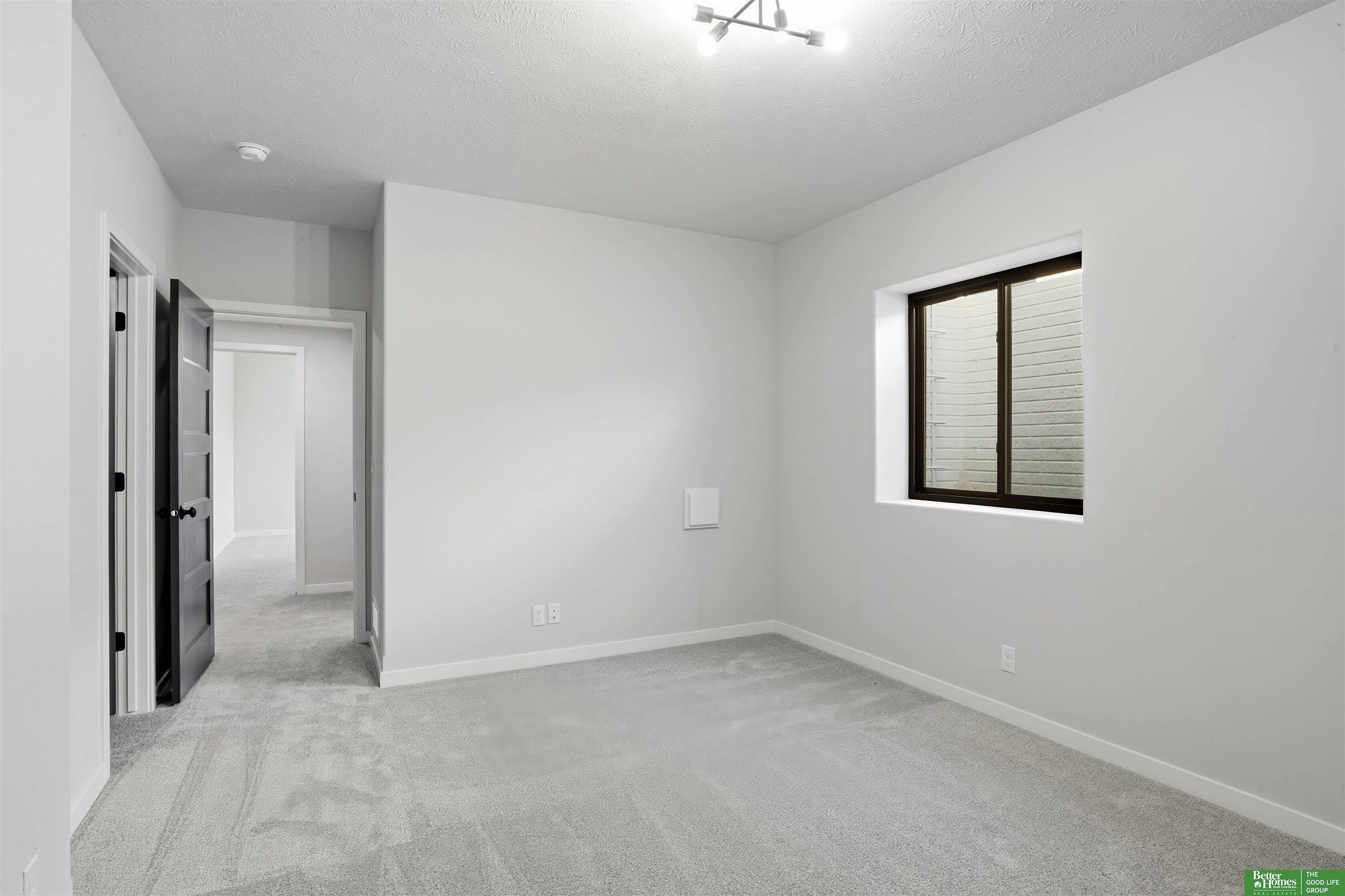 6523 S 214Th Street. Elkhorn, NE 68022