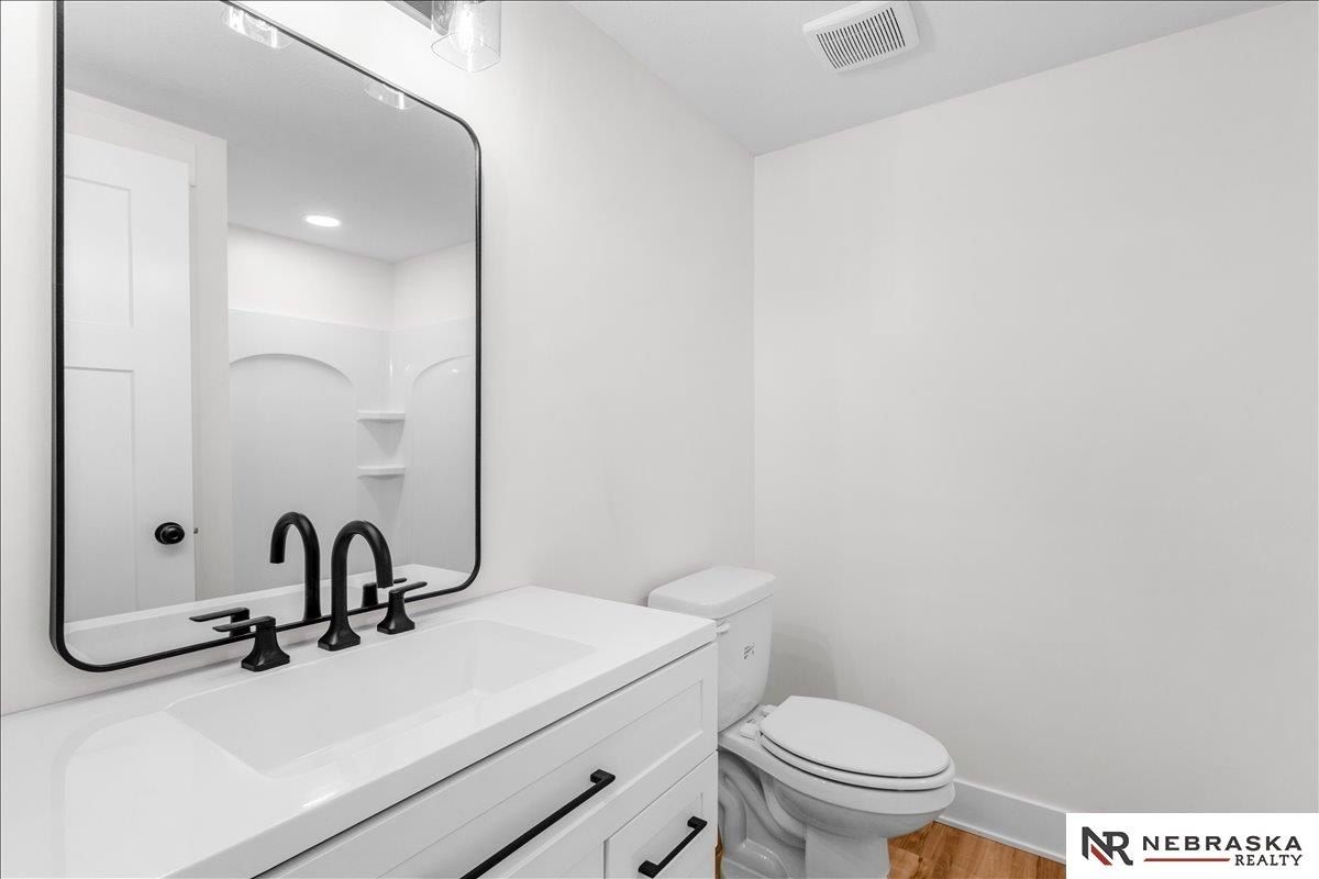10021 S 180Th Avenue Circle. Omaha, NE 68136