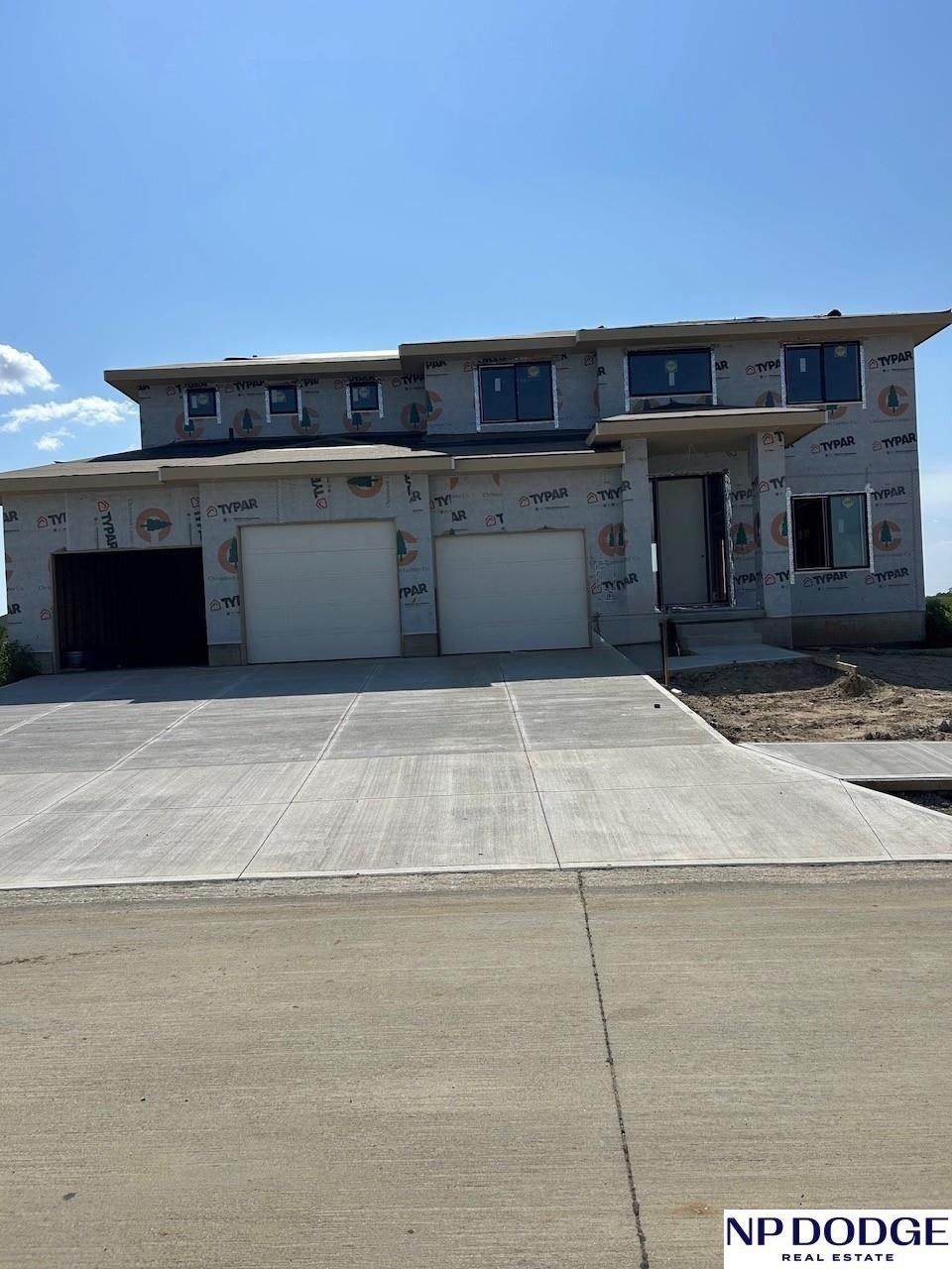 5916 N 197 Street. Elkhorn, NE 68022
