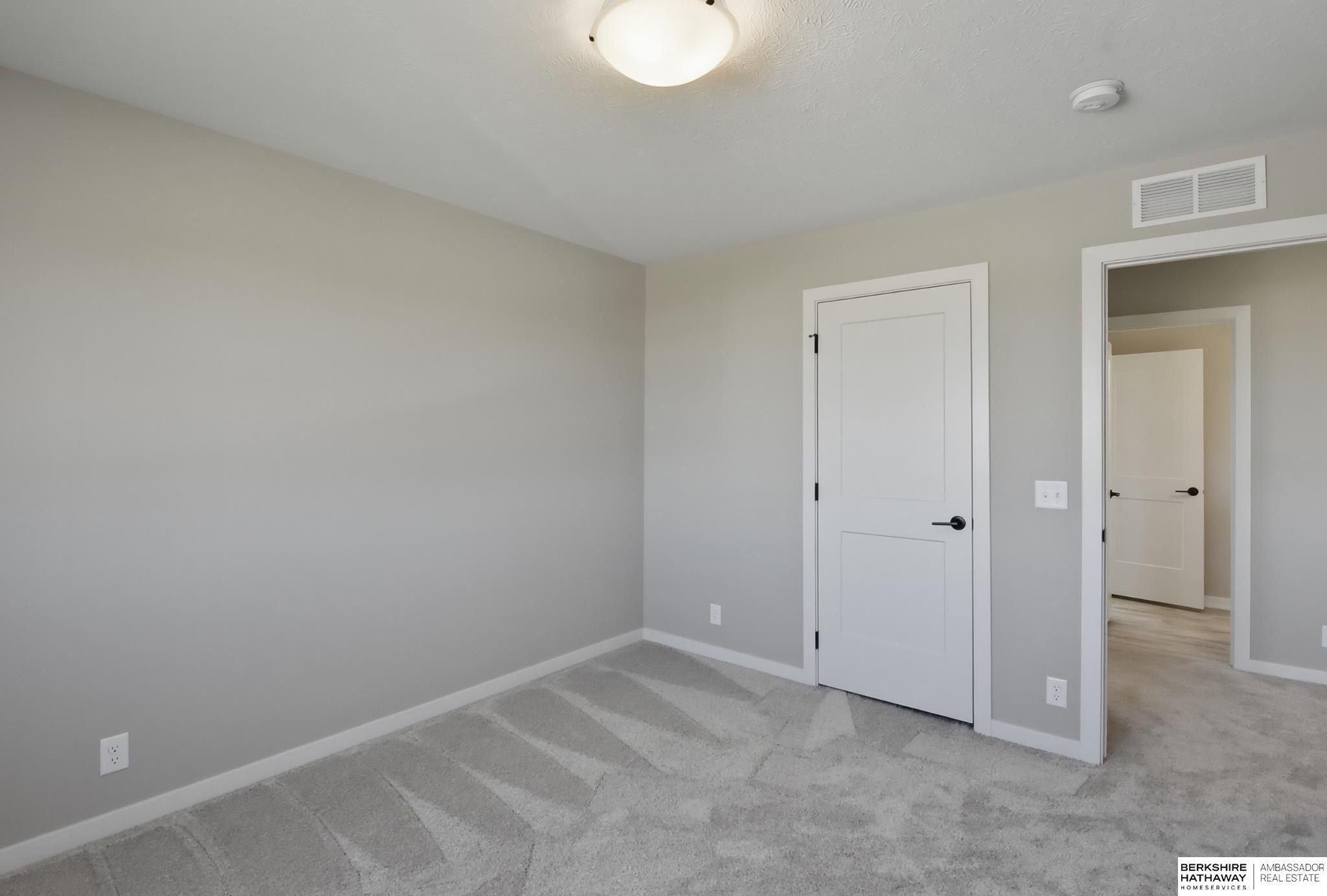 5731 Kestrel Parkway. Elkhorn, NE 68022