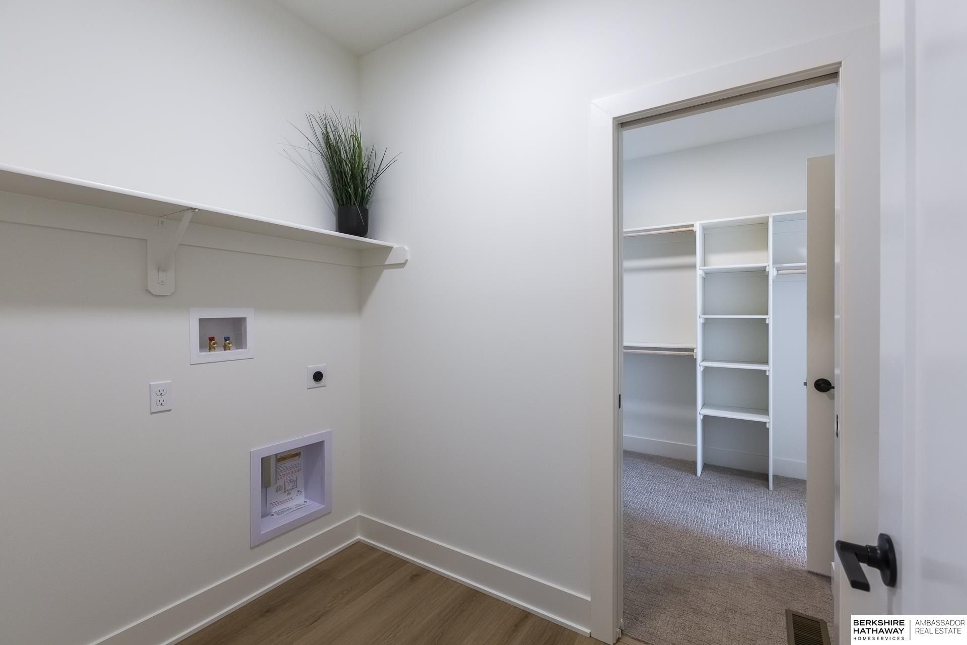 21404 Morning View Drive. Elkhorn, NE 68022