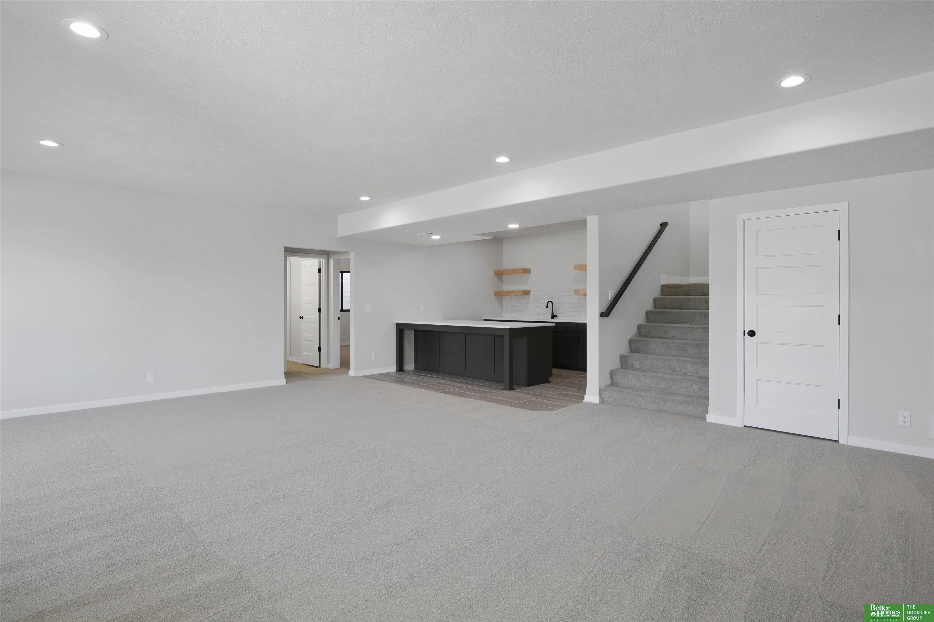 5608 N 213Th Street. Elkhorn, NE 68022