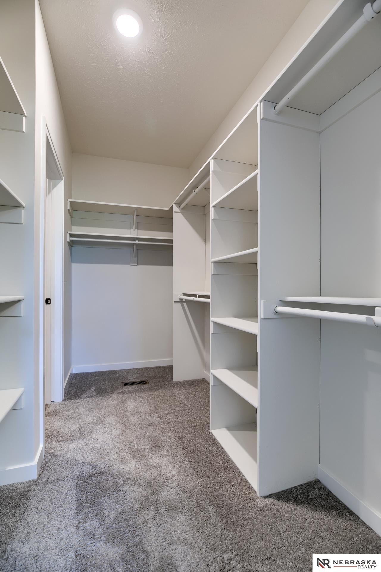 13061 S 42Nd Avenue. Bellevue, NE 68123