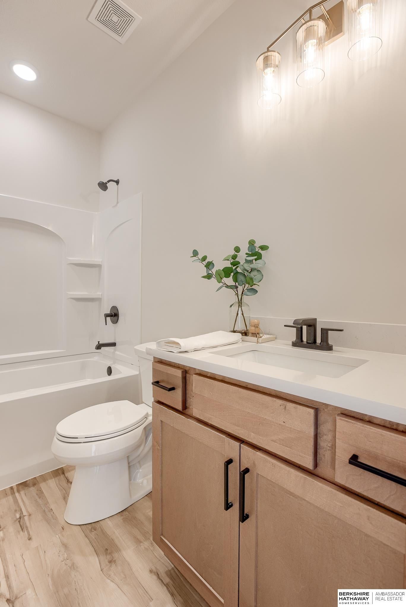 11663 S 125Th Street. Papillion, NE 68046