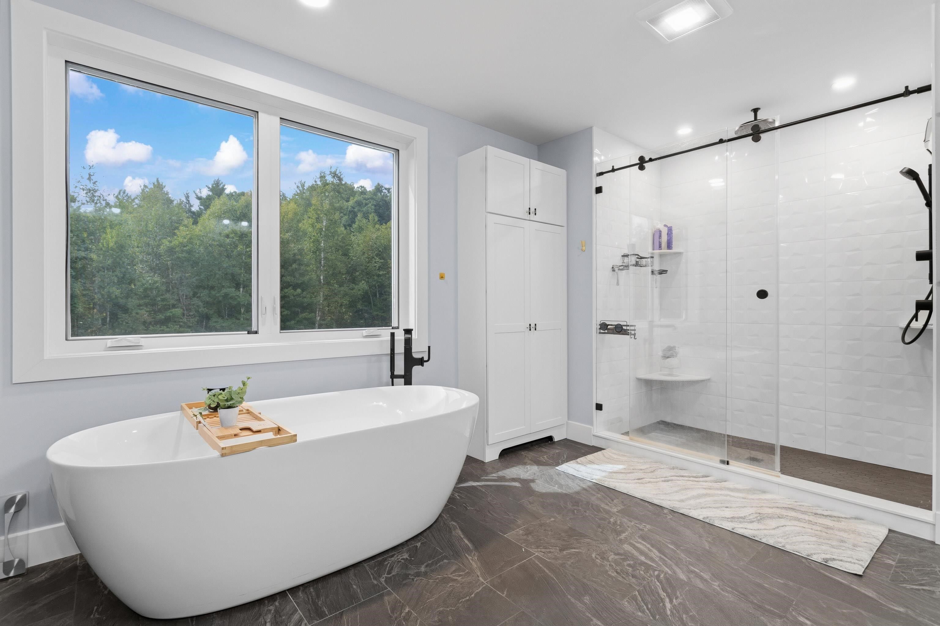 13 Stone Creek Drive. Brentwood, NH 03833